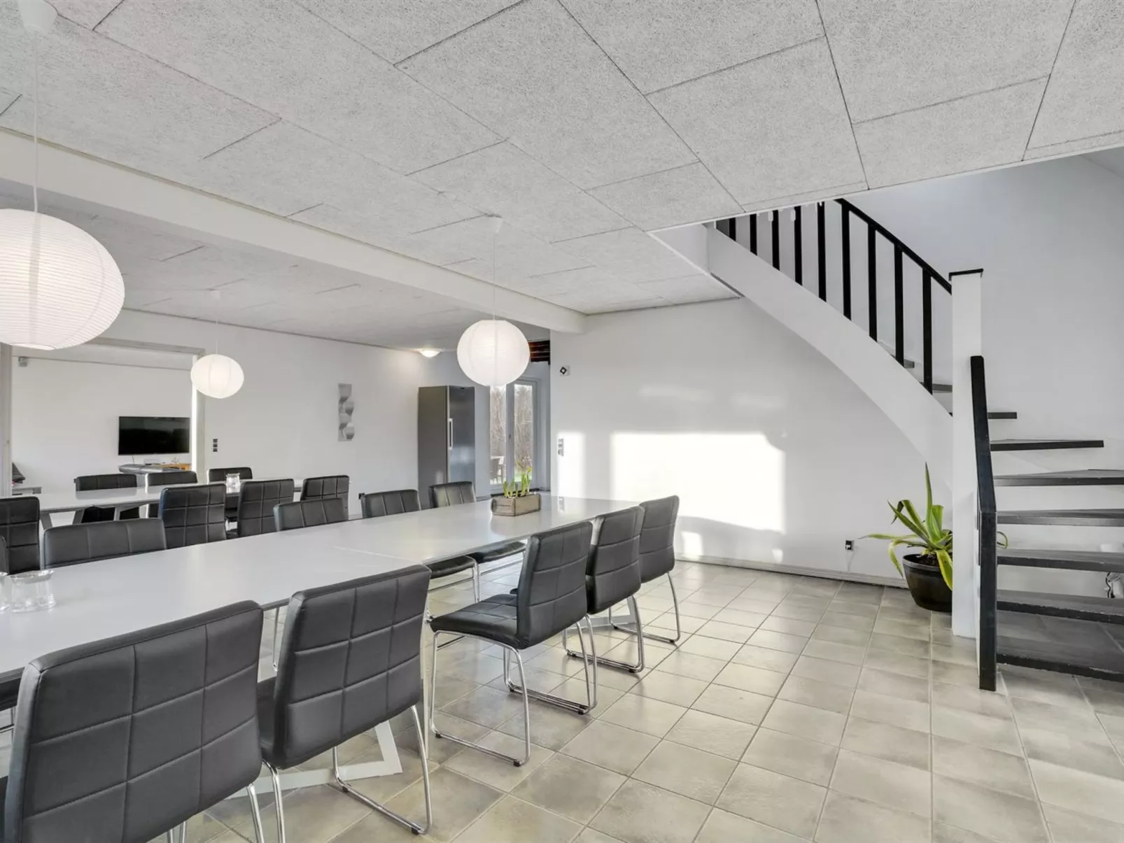 "Markhild" - 300m to the fjord-Binnen