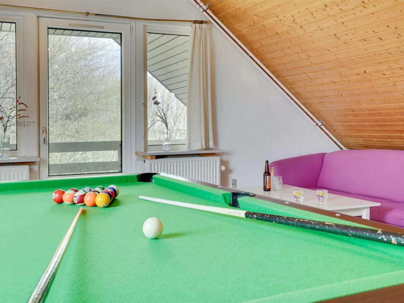 "Rahild" - 2km to the fjord-Binnen