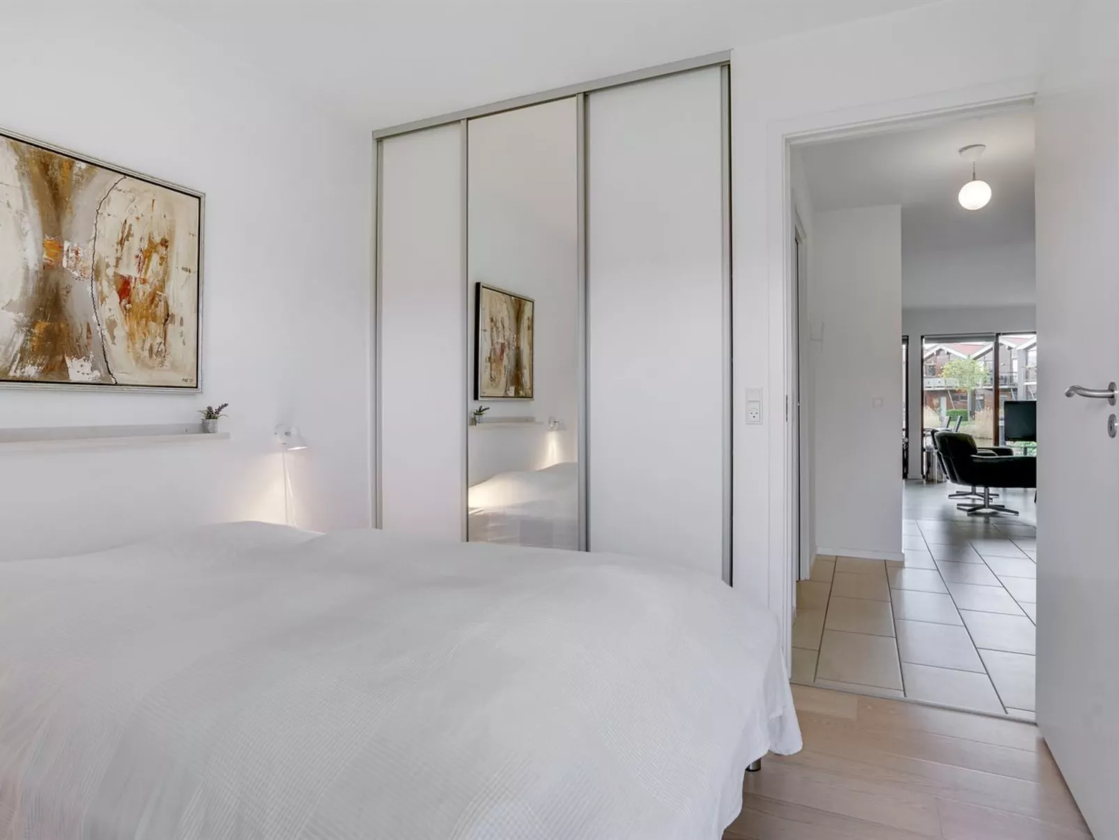 "Allyson" - 450m from the sea-Binnen