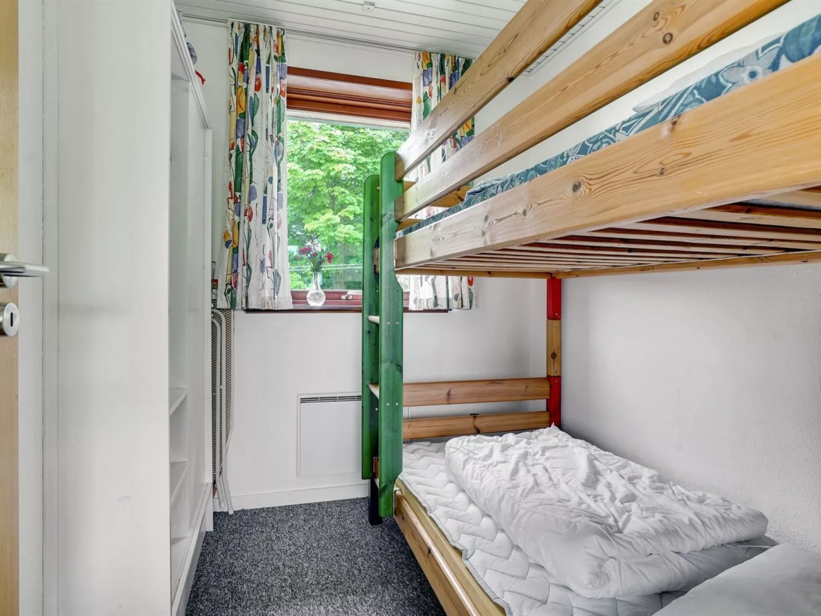 "Ephra" - 250m to the fjord-Binnen