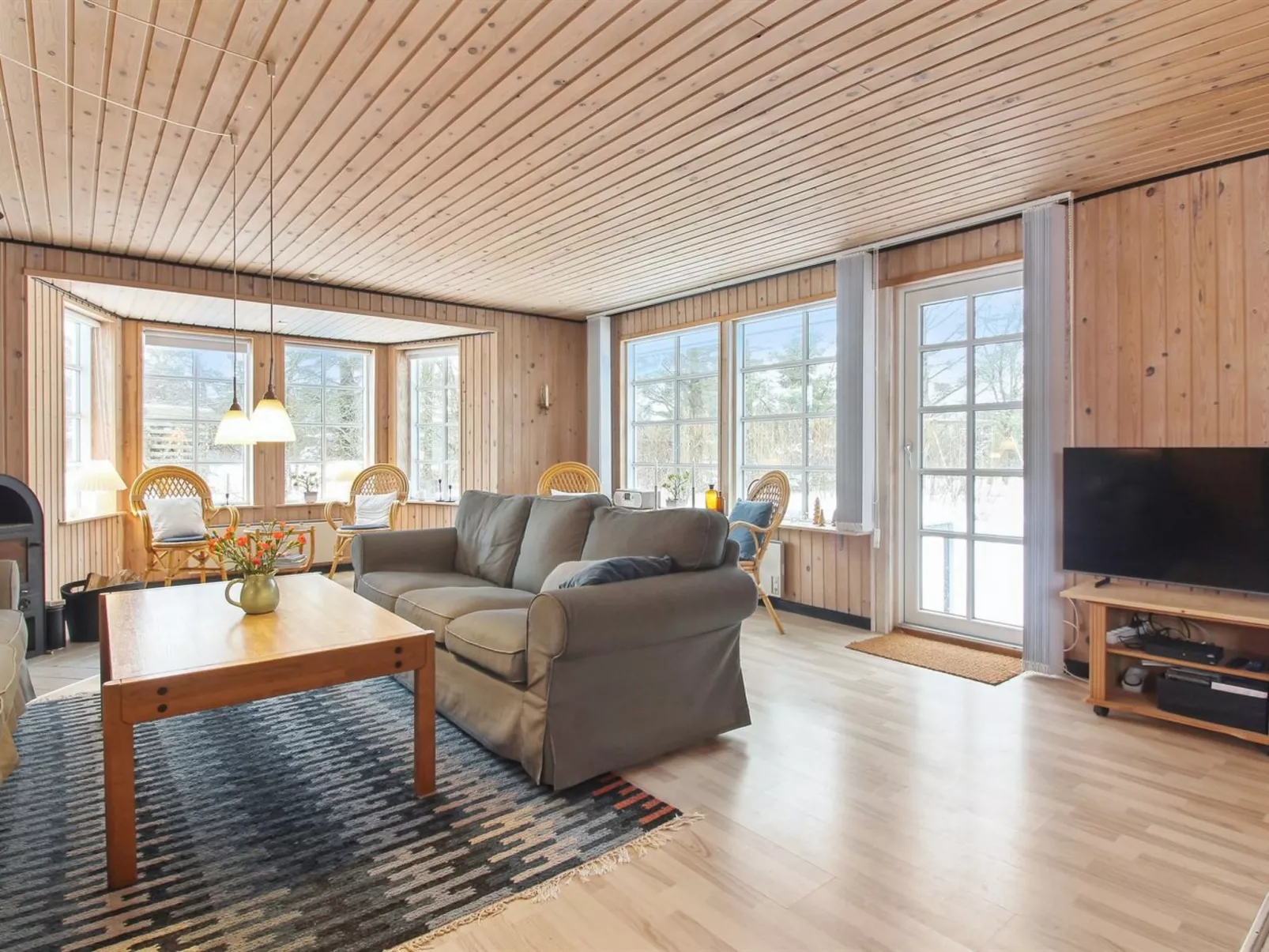 "Vaska" - 550m from the sea-Binnen