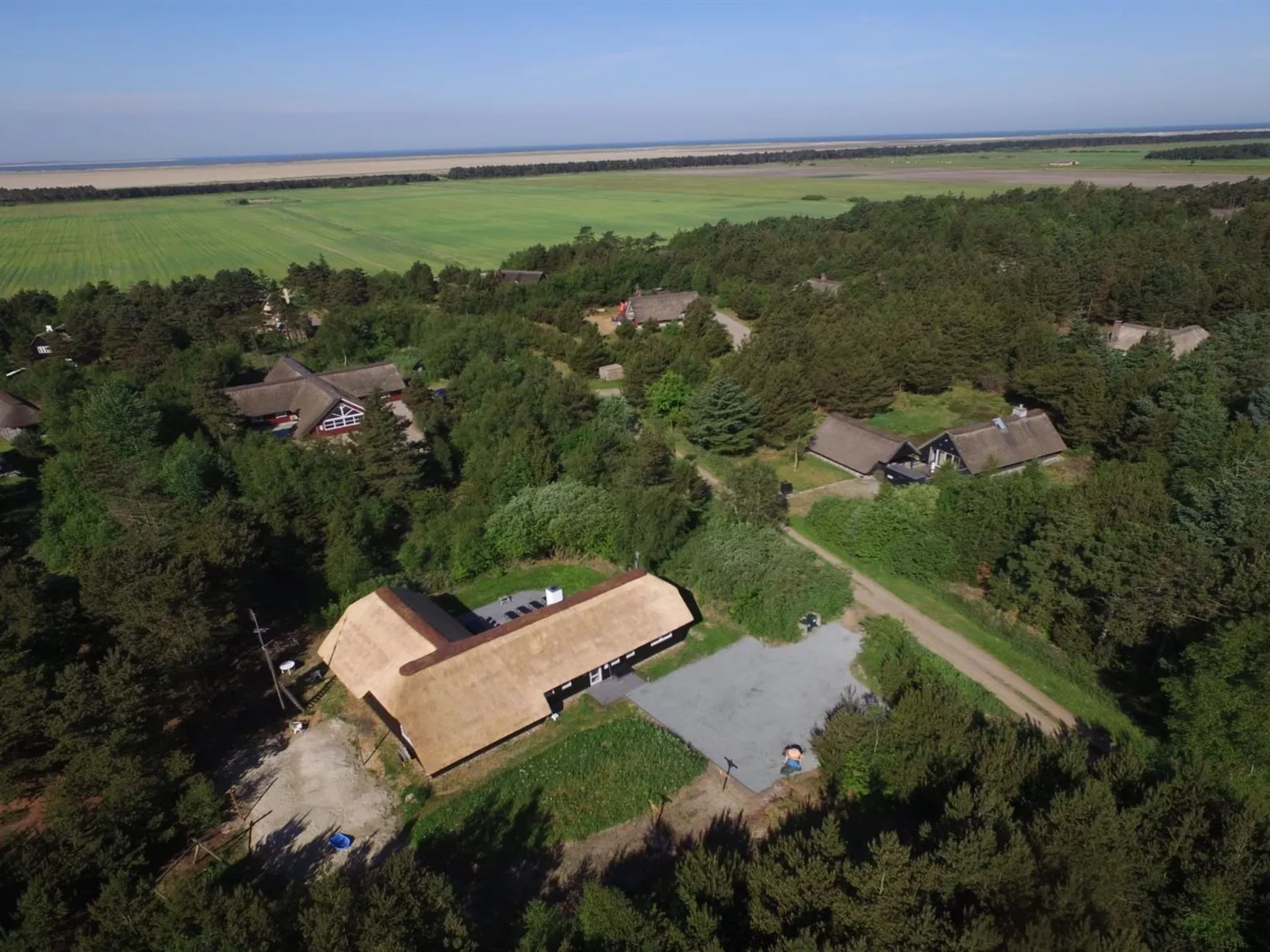 "Ellanor" - 1km from the sea-Buiten