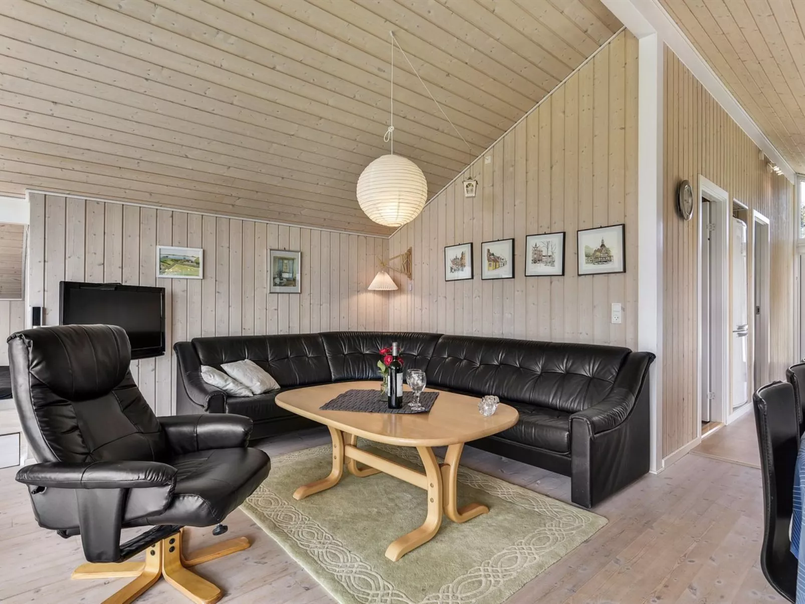 "Rathi" - 250m from the sea-Binnen