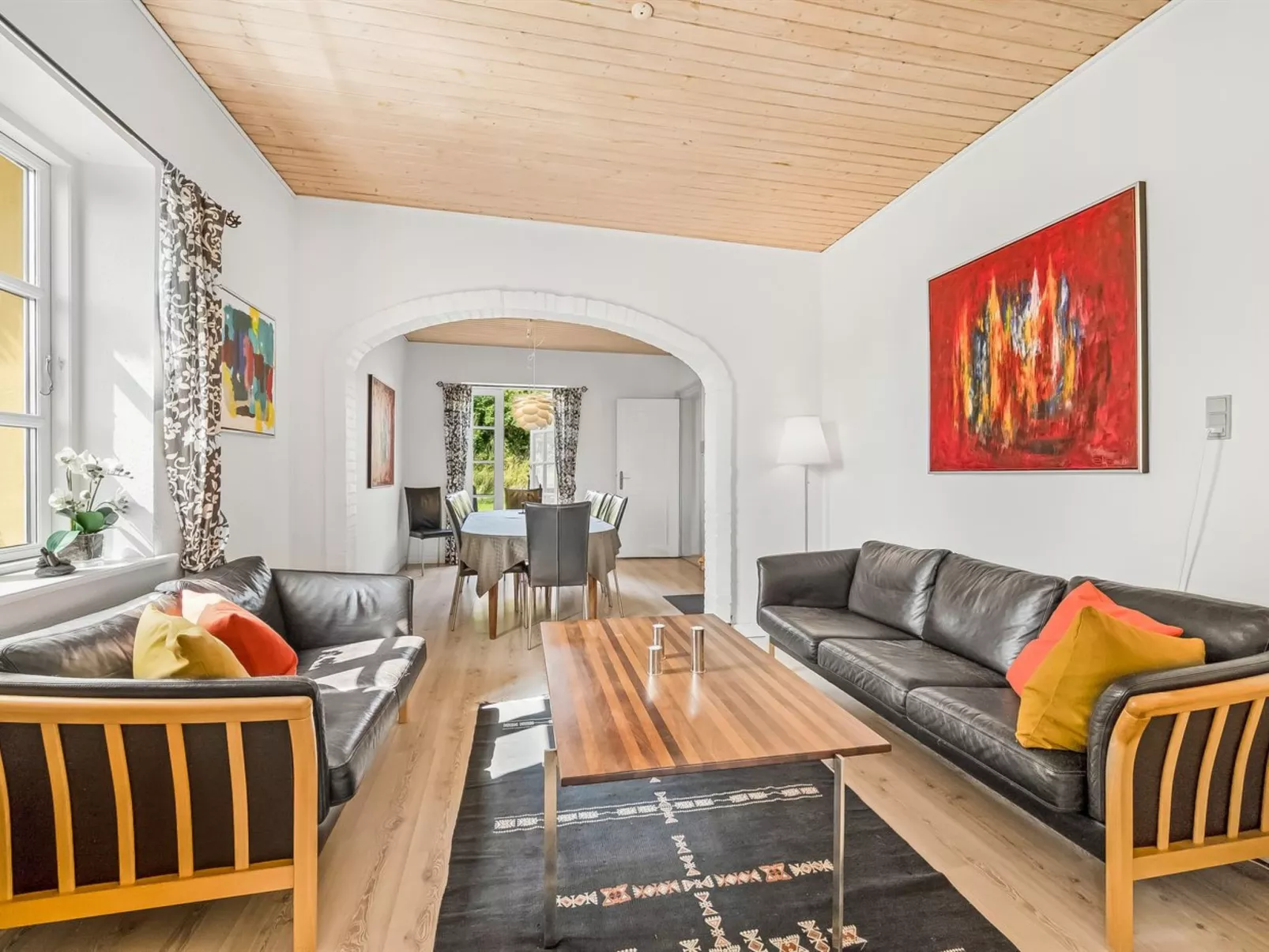 "Urte" -  from the sea-Binnen