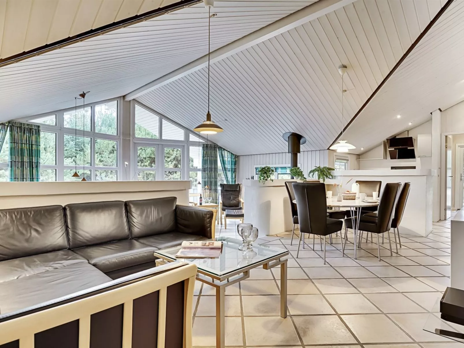 "Guththorm" - 600m from the sea-Binnen