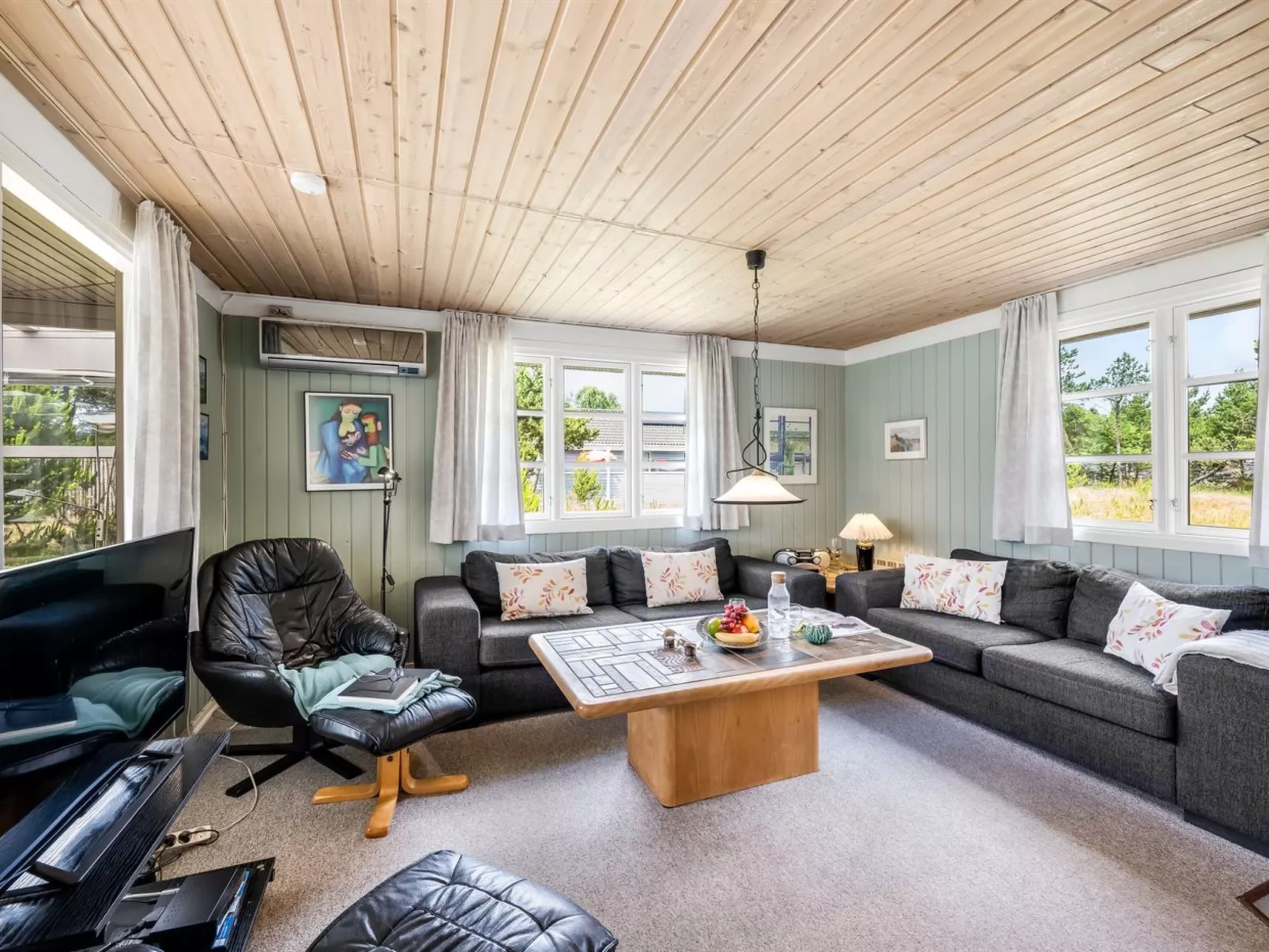 "Yardila" - 1.5km from the sea-Binnen