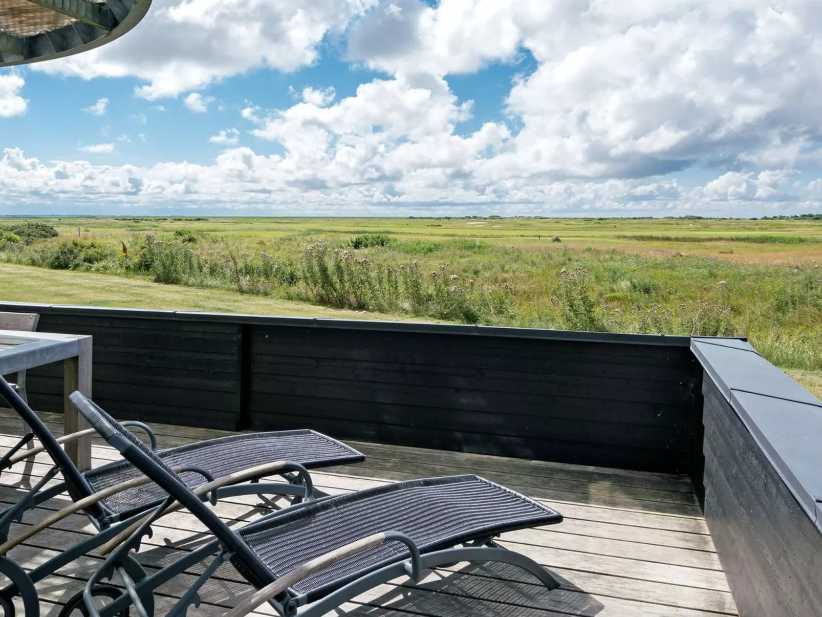 "Merisa" - 2.5km from the sea-Buiten