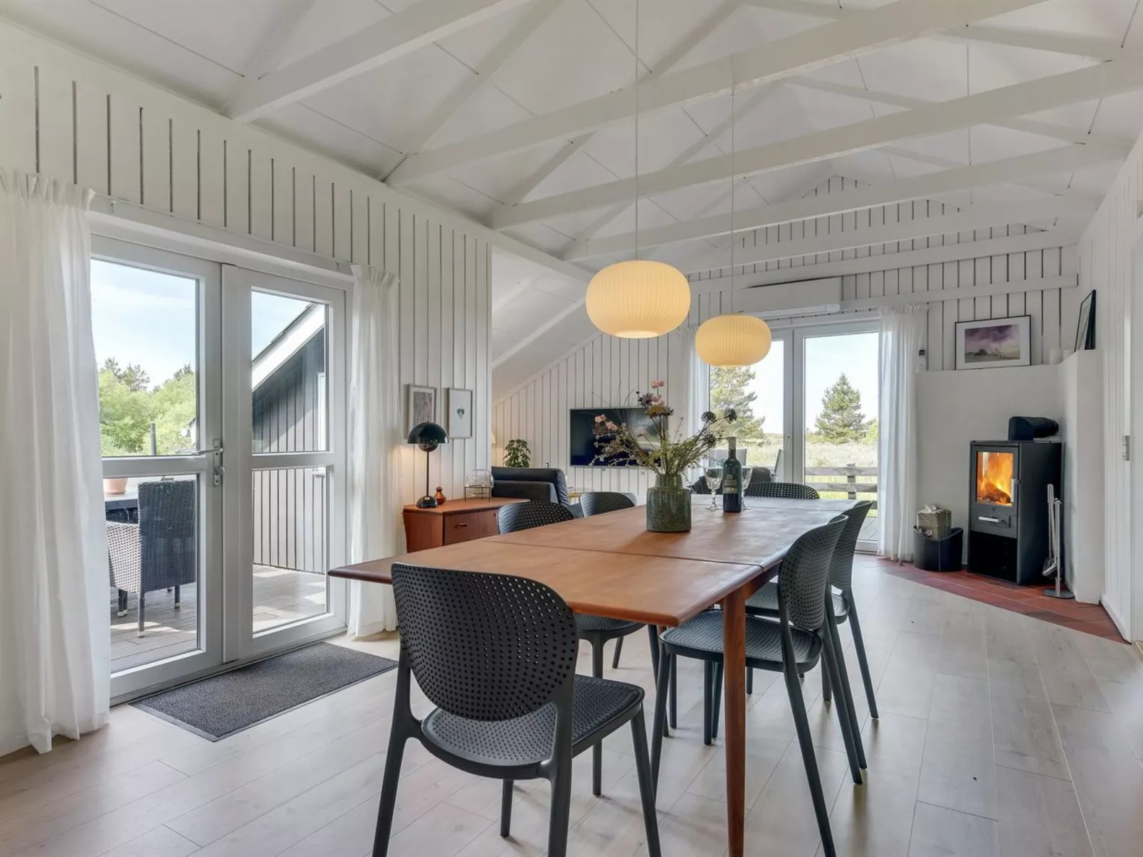 "Doria" - 2km from the sea-Binnen