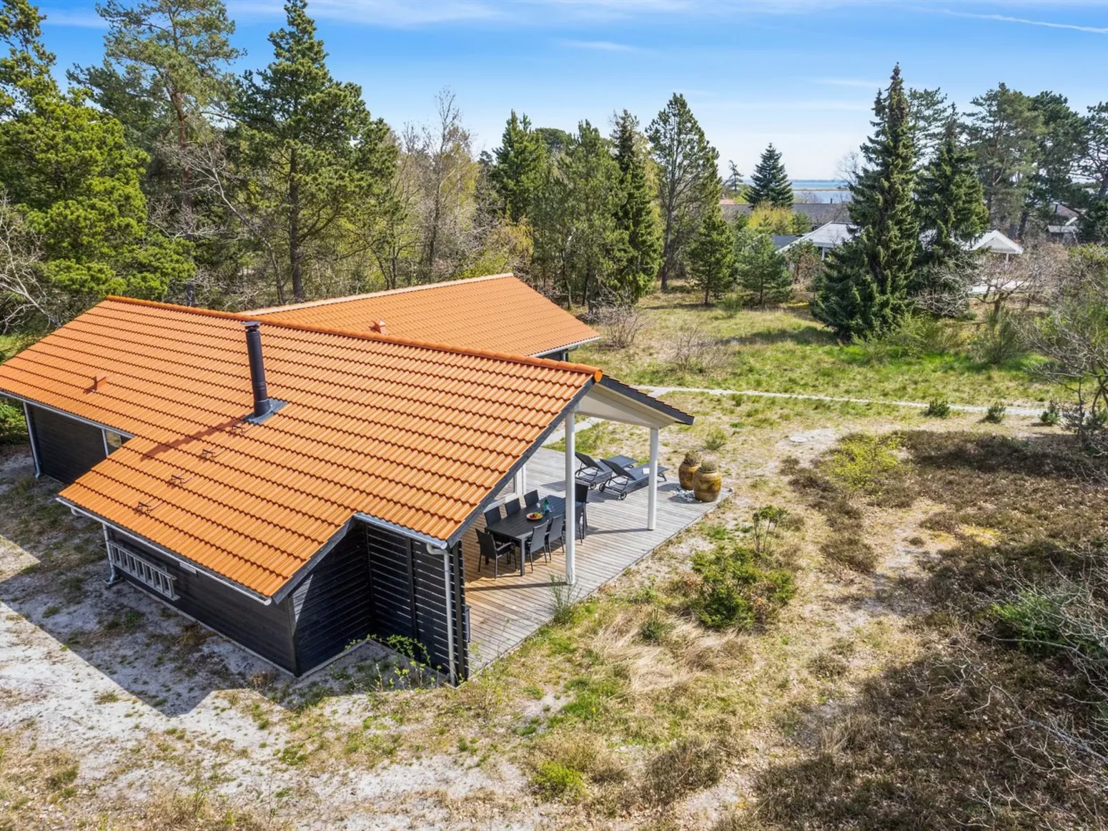 "Rikkie" - 150m to the fjord-Buiten