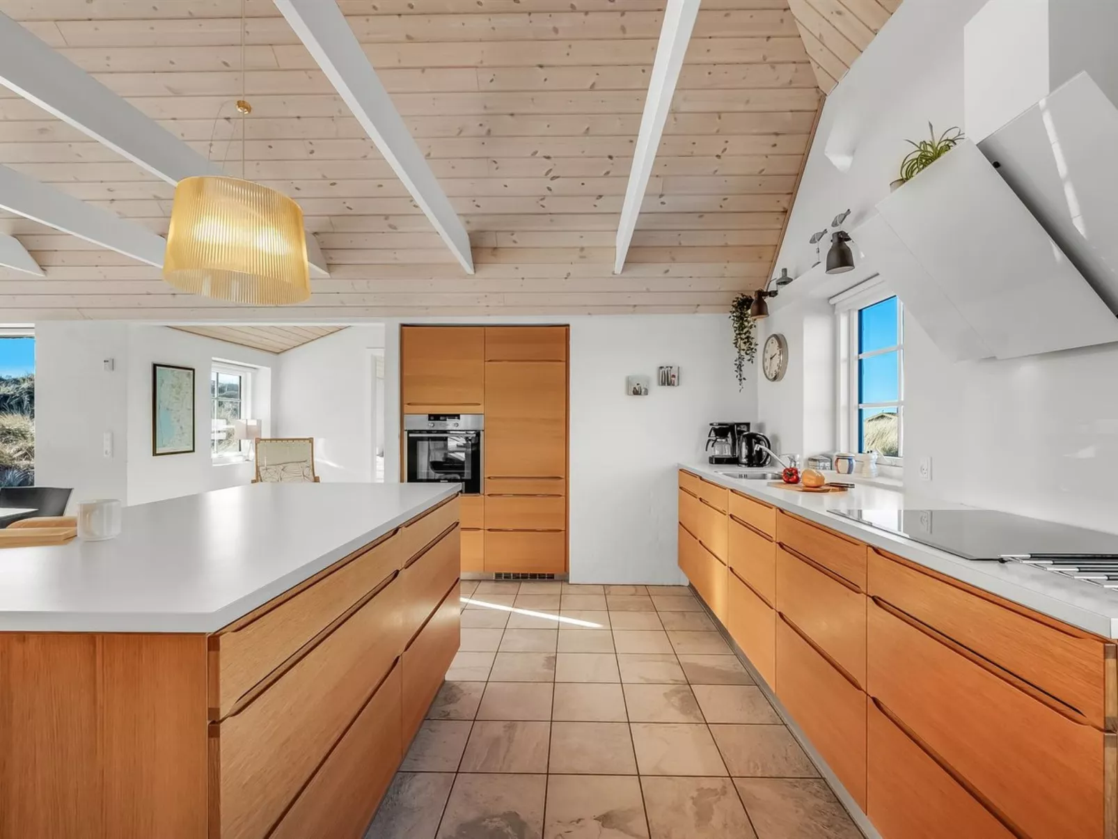 "Hærulf" - 300m from the sea-Binnen