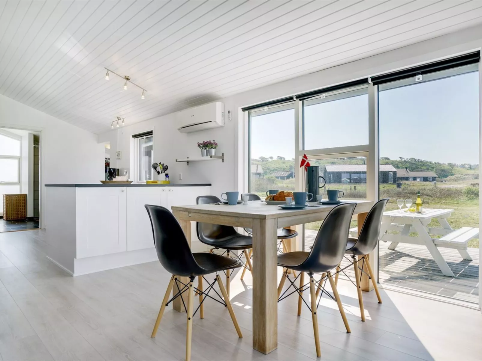 "Aviana" - 175m from the sea-Binnen