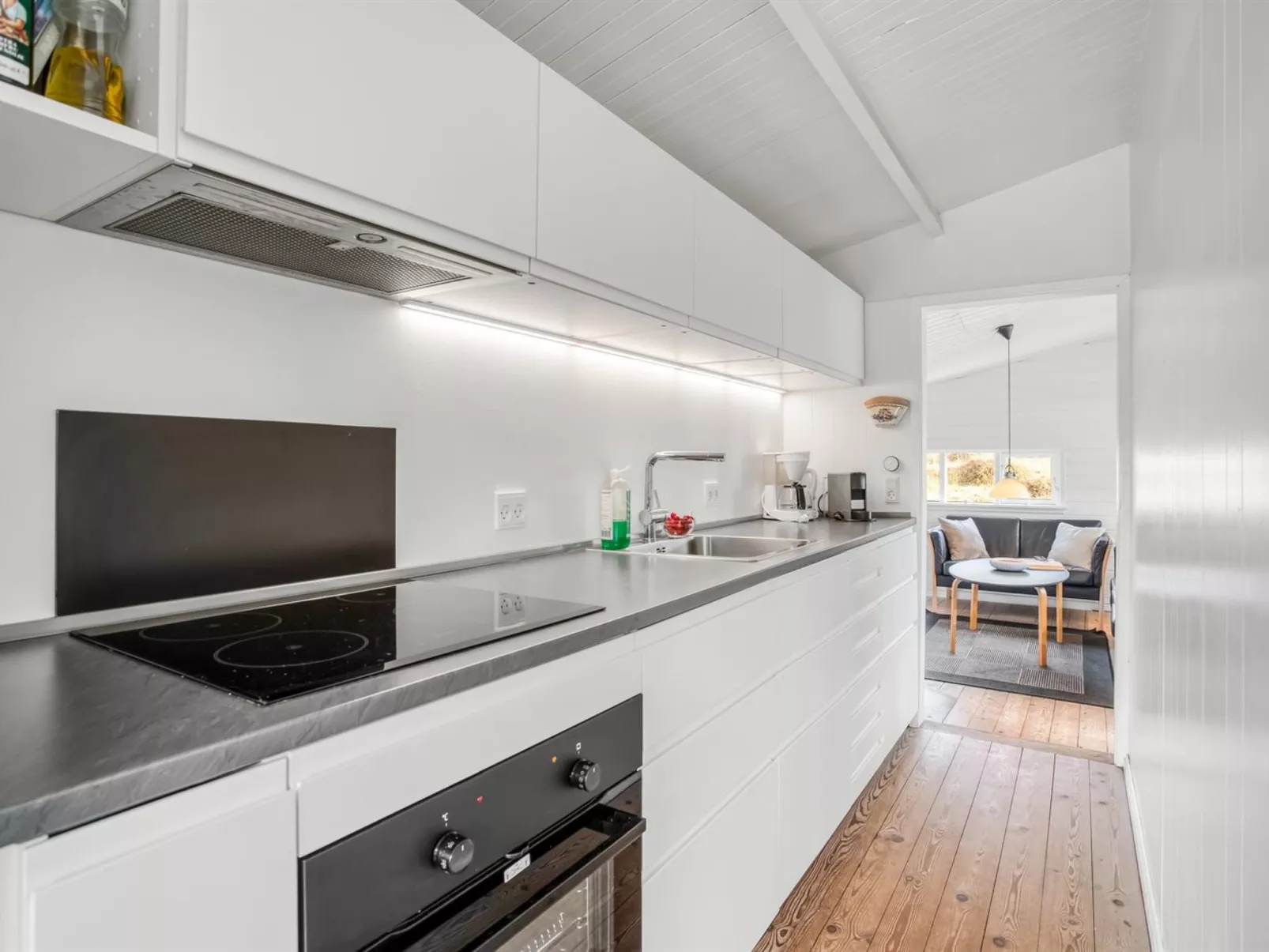 "Heinke" - 2km from the sea-Binnen