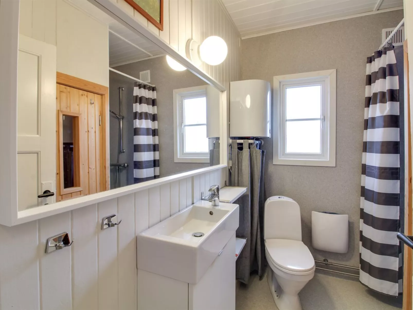 "Ahnandia" - 500m from the sea-Binnen