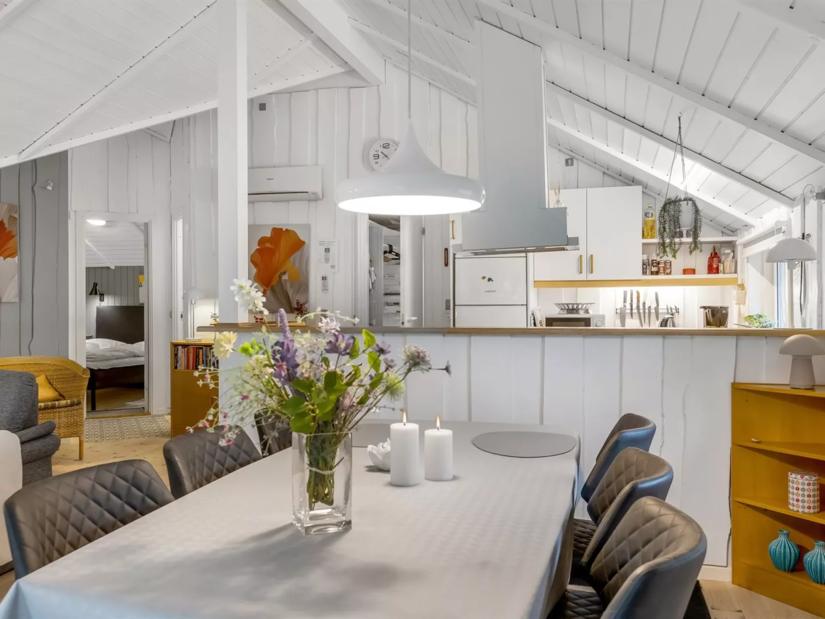 "Melisa" - 28km from the sea-Binnen