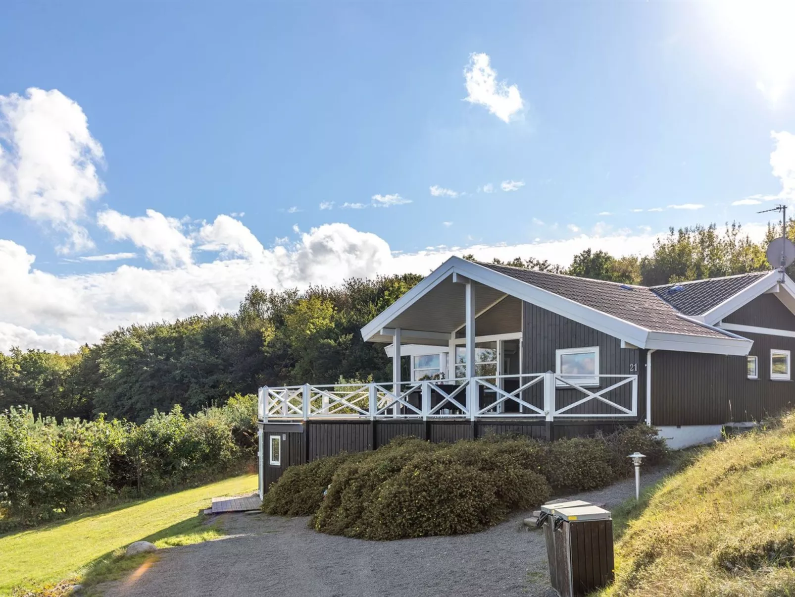 "Tjelle" - 300m from the sea-Buiten