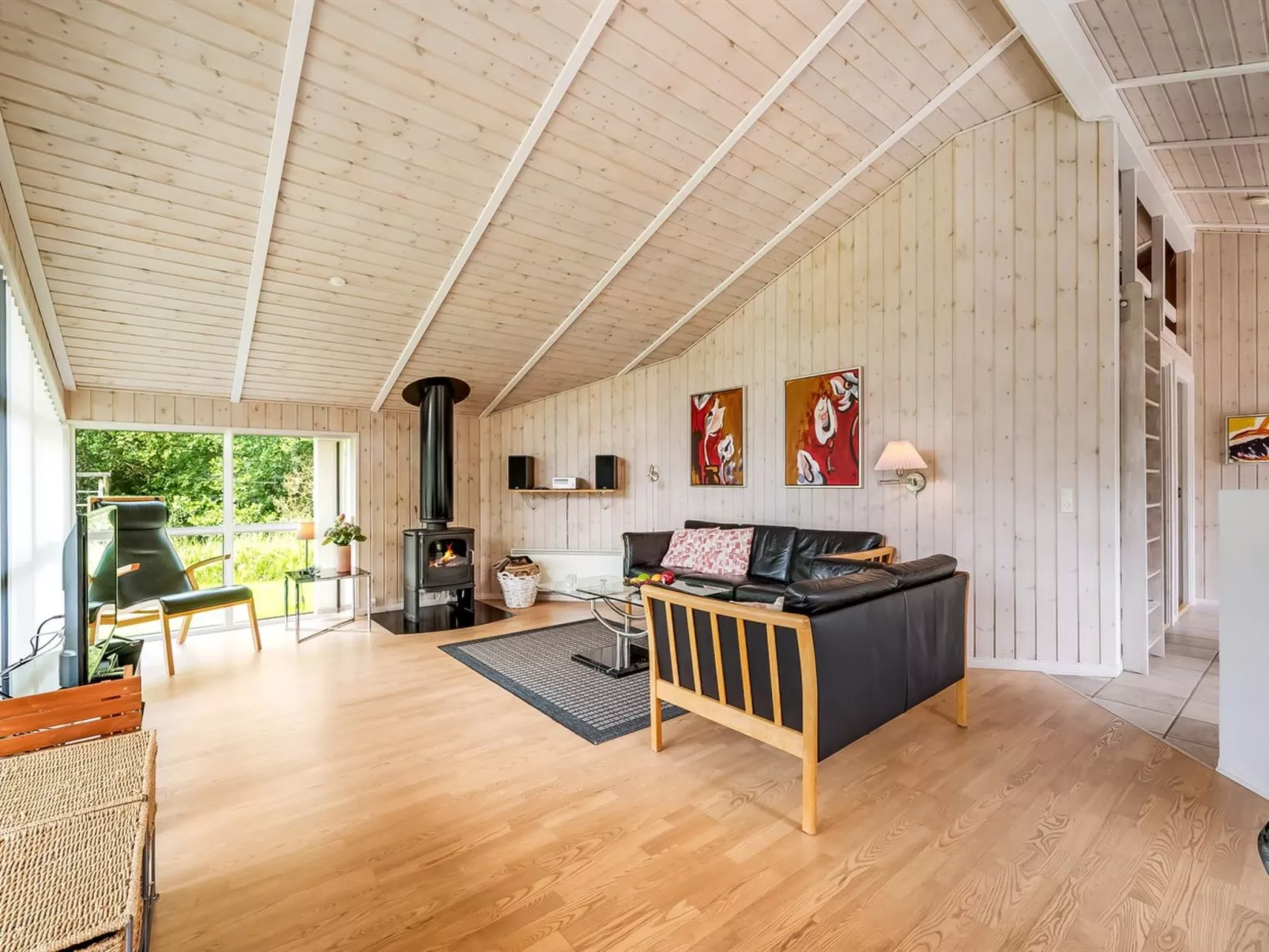 "Karlsefni" - 600m to the fjord-Binnen