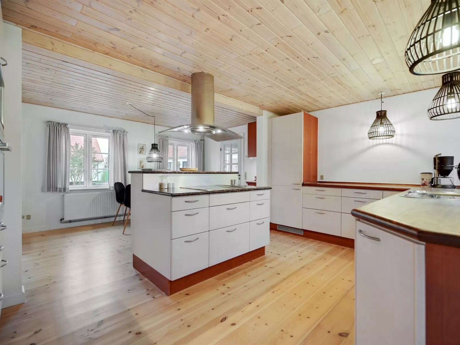 "Malinda" - 500m from the sea-Binnen