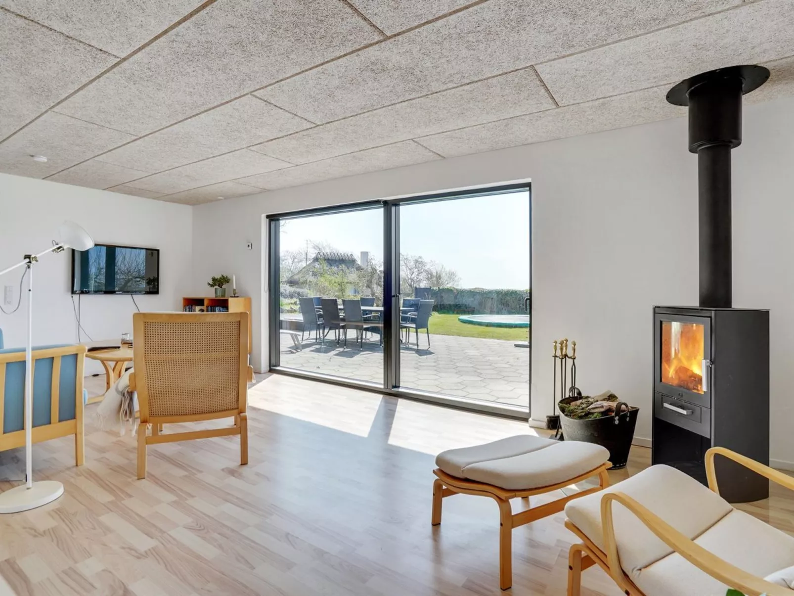 "Emin" - 100m from the sea-Binnen