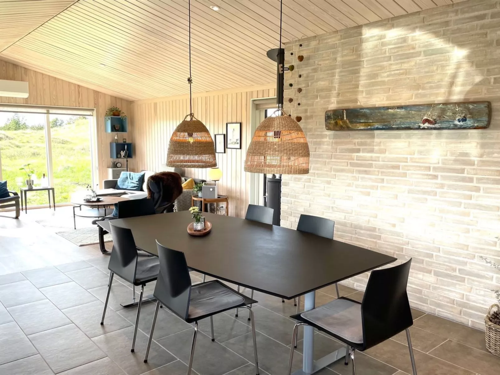 "Hinda" - 1.2km from the sea-Binnen