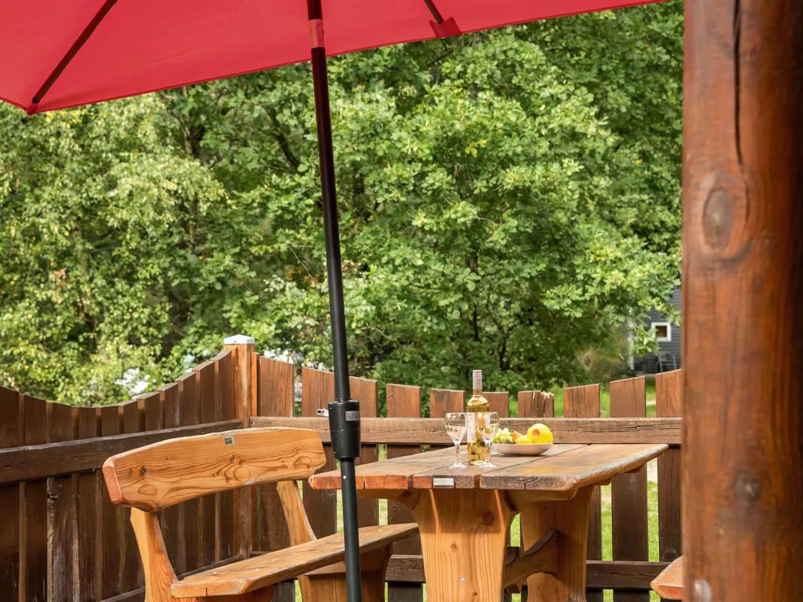 "Frederica" - 30km from the sea-Buiten