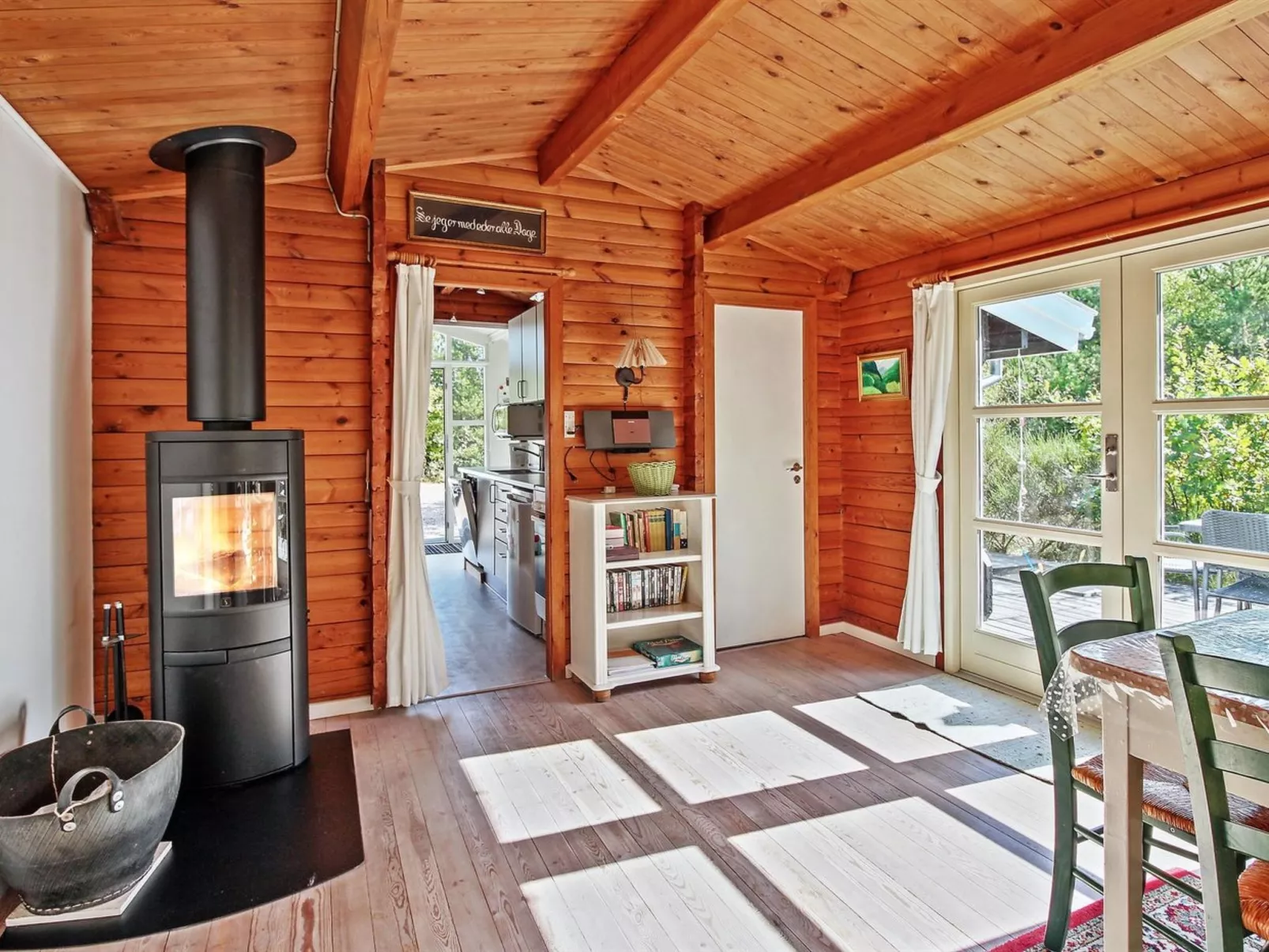 "Florense" - 2.5km from the sea-Binnen