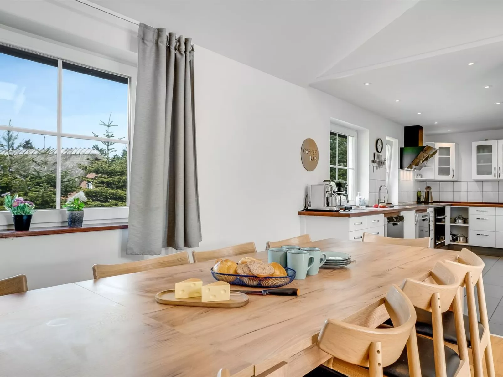 "Ronia" - 900m from the sea-Binnen