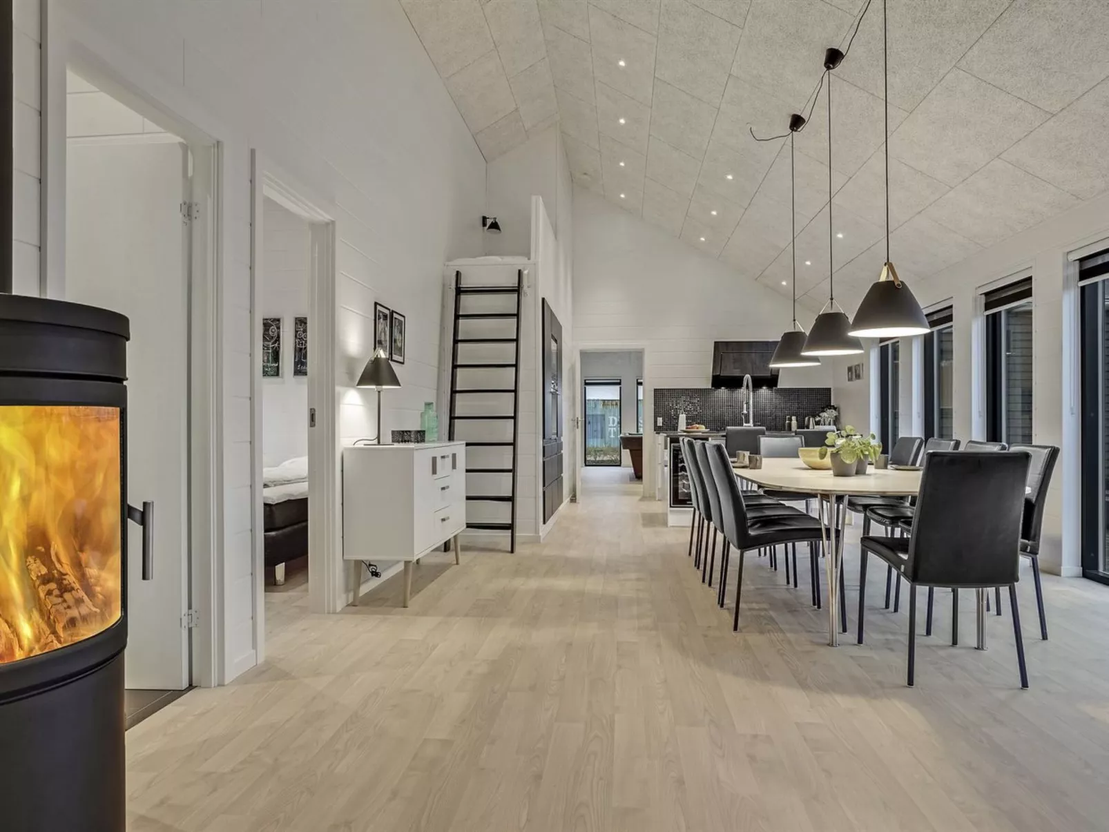 "Jonne" - 200m to the fjord-Binnen