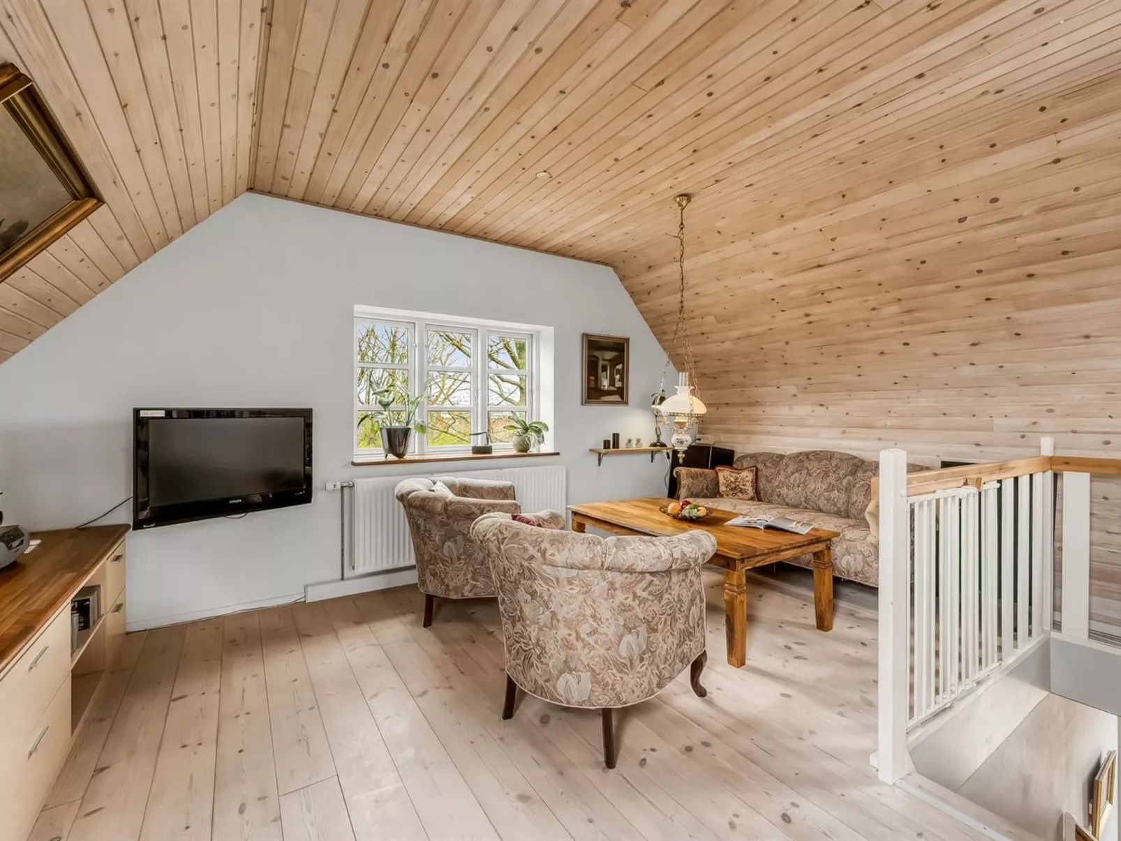 "Soria" - 600m to the fjord-Binnen