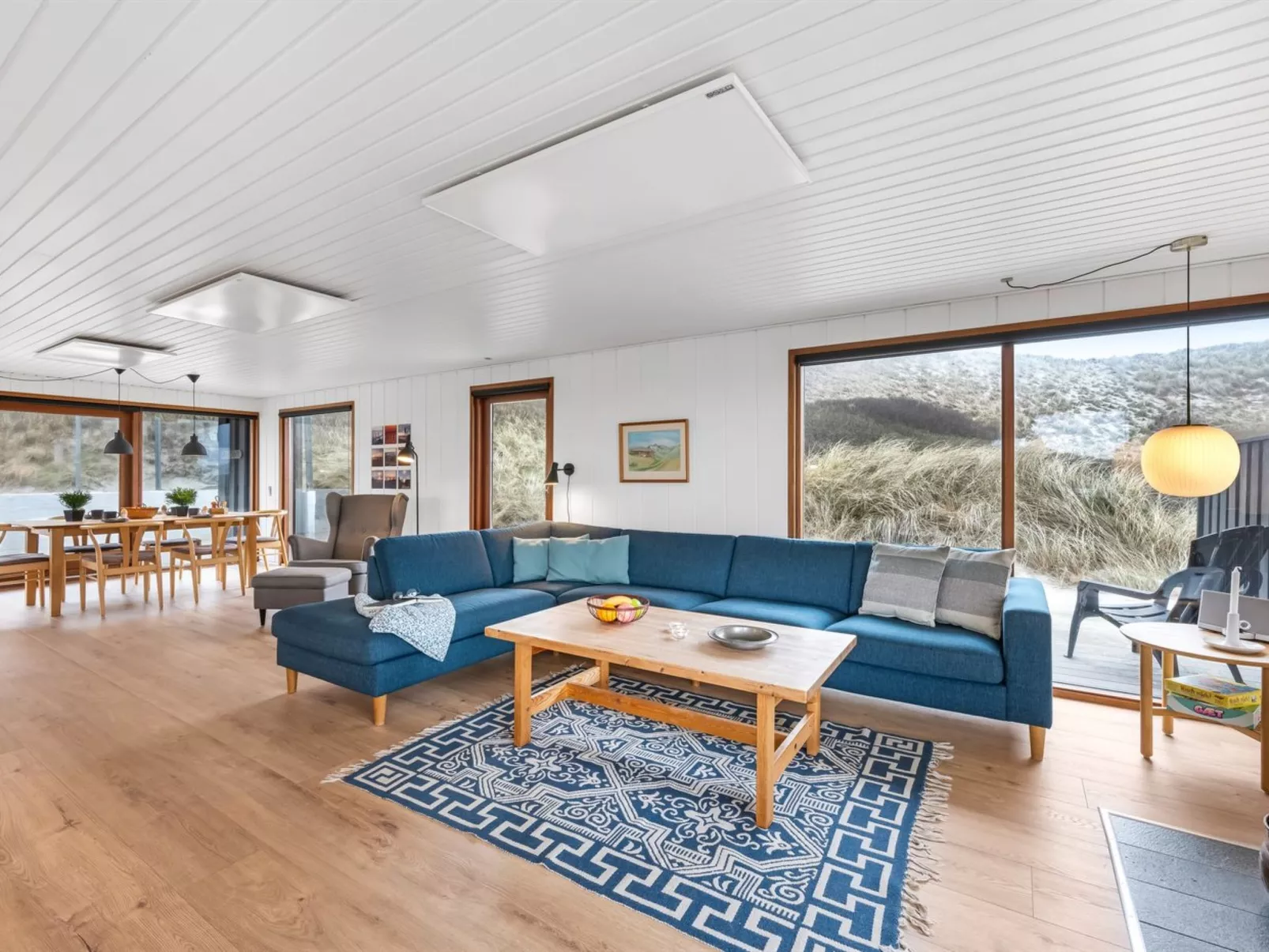 "Eyla" -  from the sea-Binnen