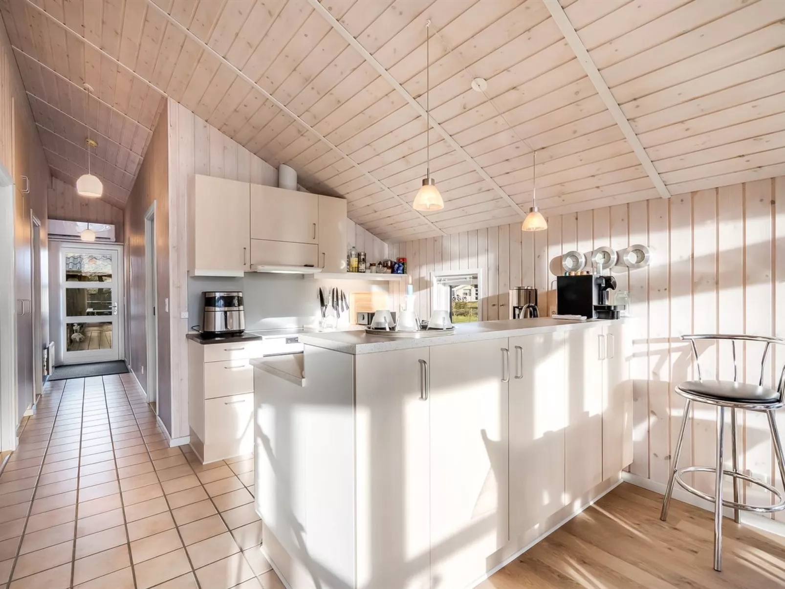 "Cristiana" - 1km to the fjord-Binnen