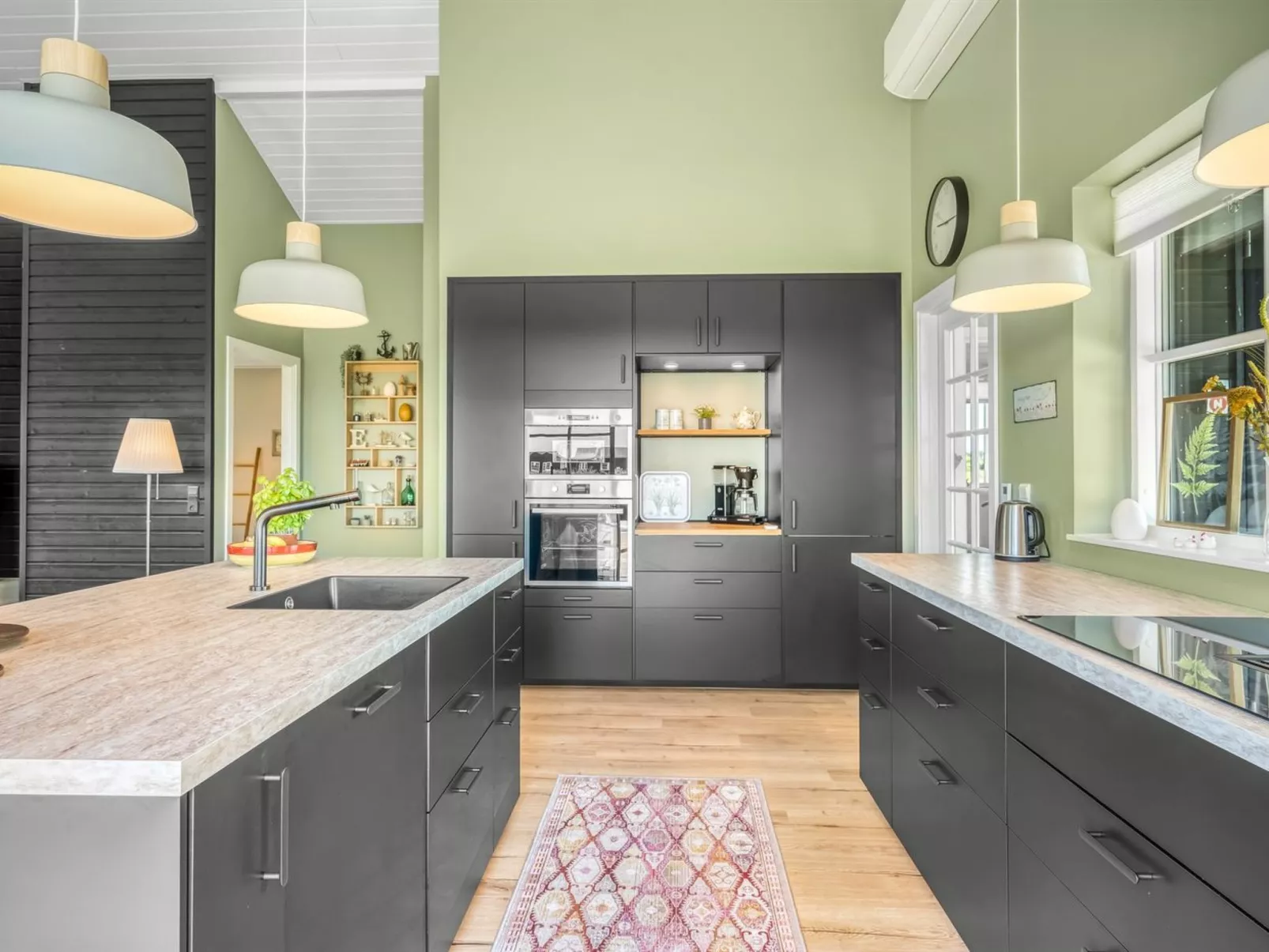 "Inola" - 1km from the sea-Binnen