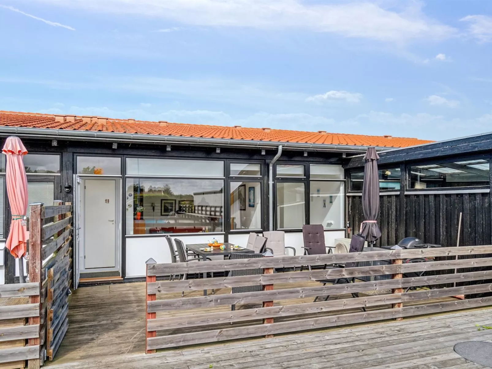 "Effy" - 300m from the sea-Buiten