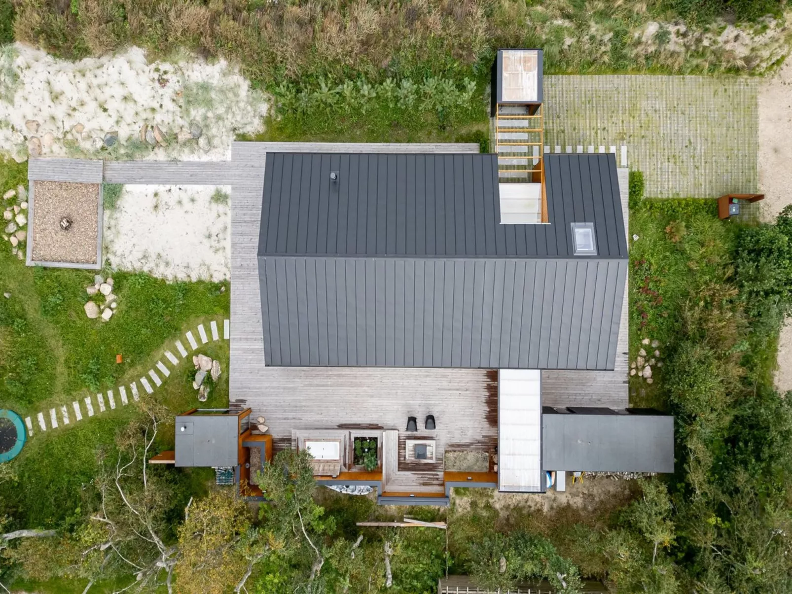 "Jaane" -  from the sea-Buiten