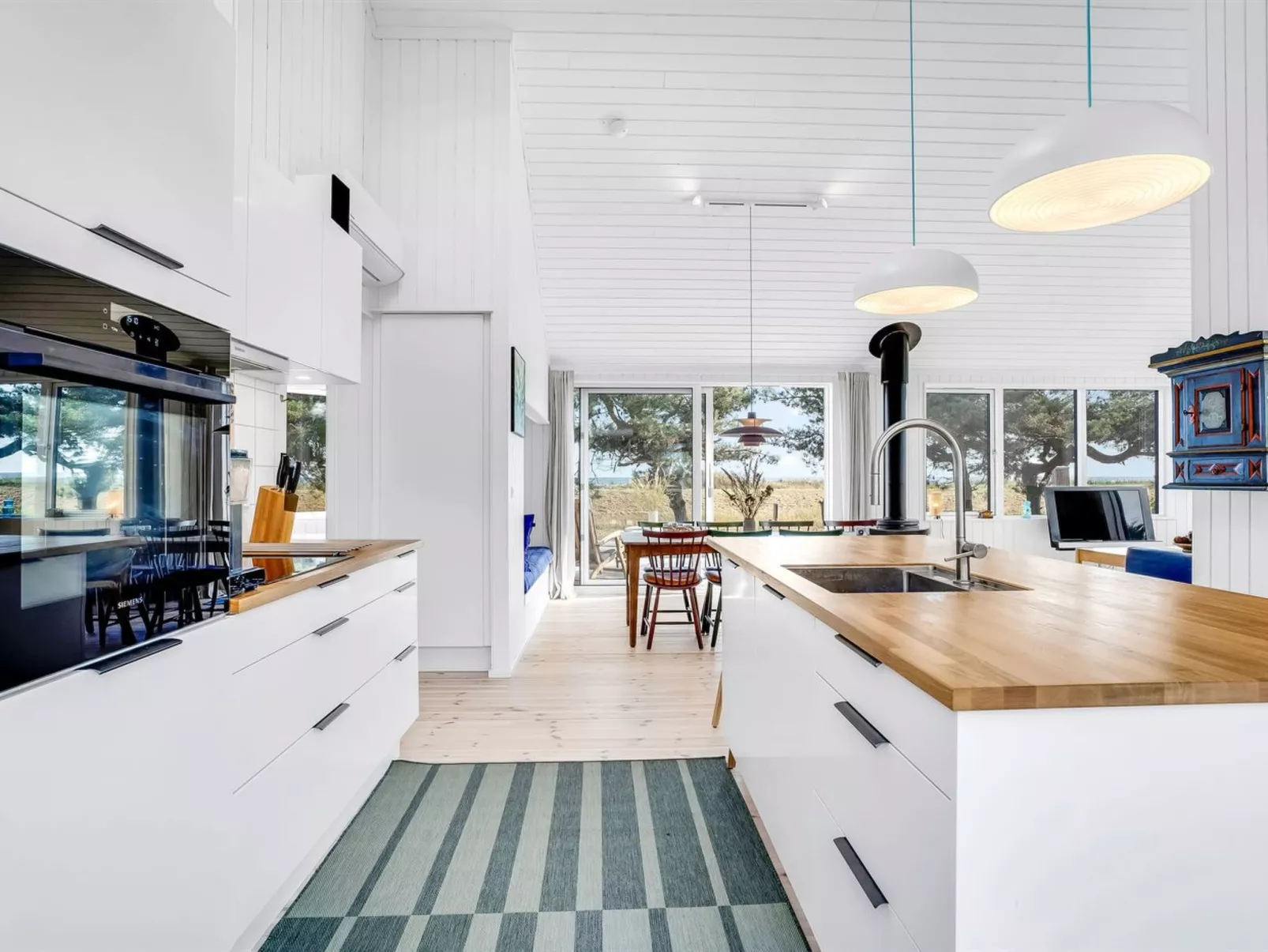 "Kaila" - 50m from the sea-Binnen