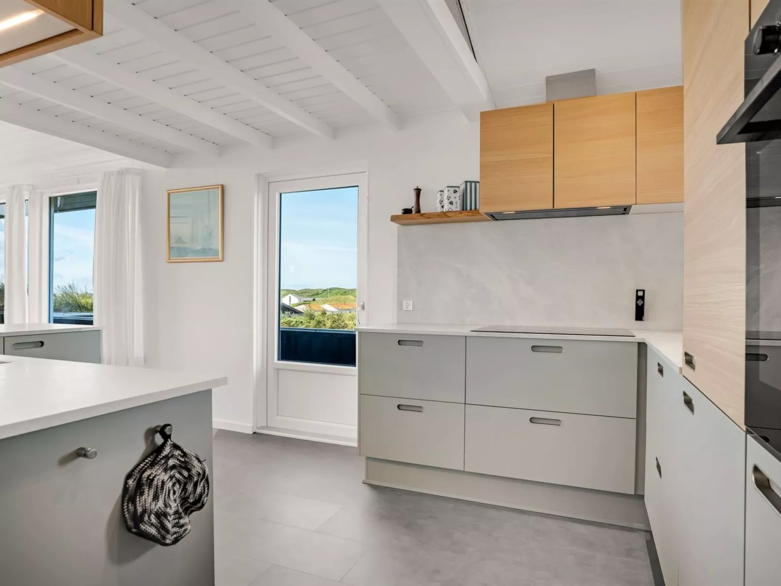 "Naema" - 400m from the sea-Binnen