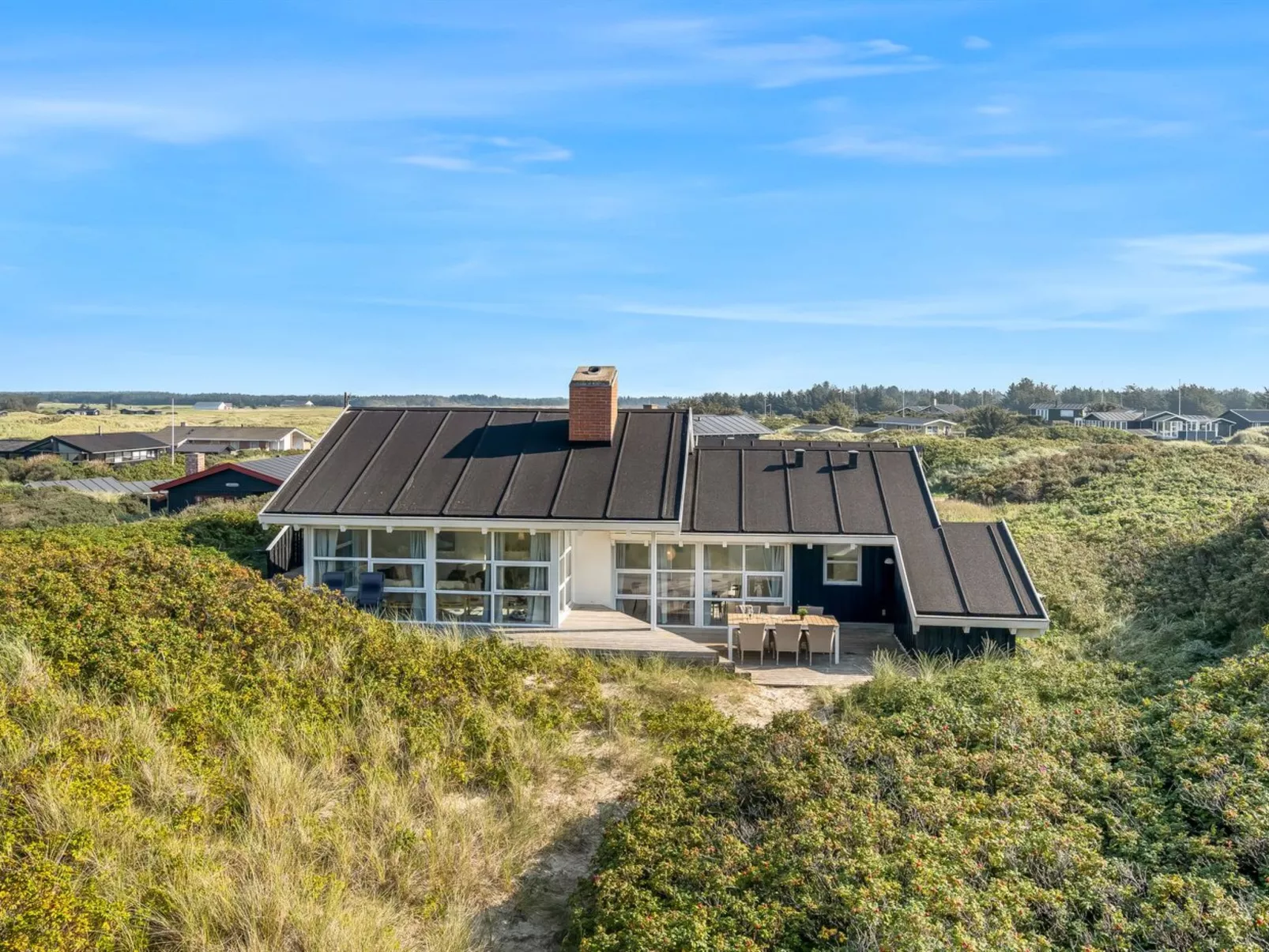 "Heralde" - 60m from the sea-Buiten