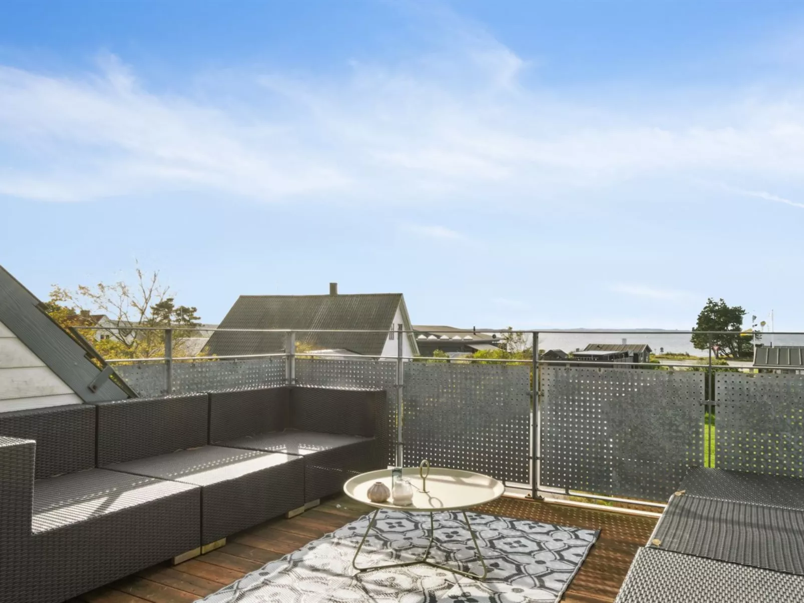 "Elmeri" - 200m from the sea-Buiten