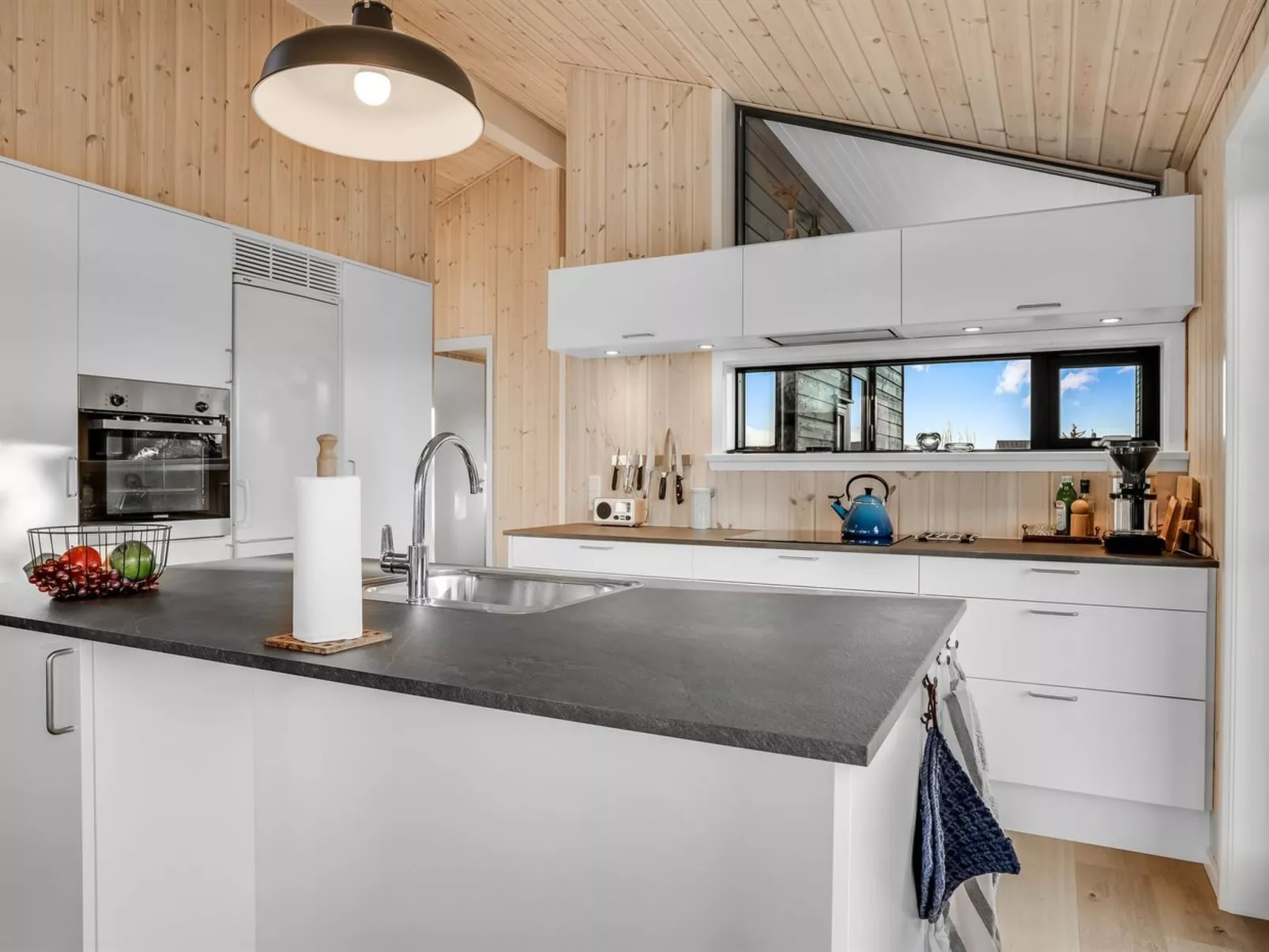 "Godja" - 300m from the sea-Binnen