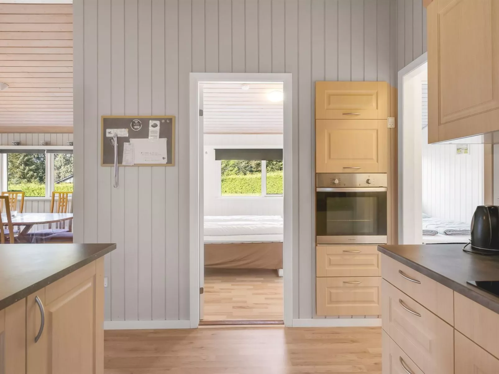 "Dorethea" - 30km from the sea-Binnen