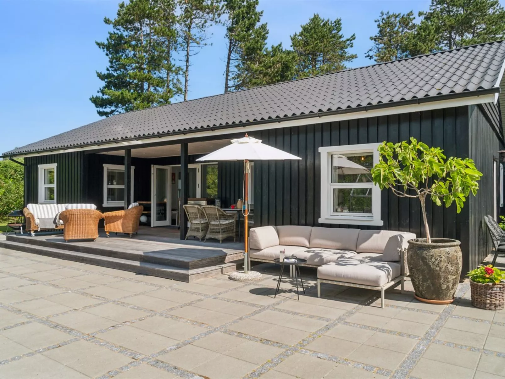 "Botwith" - 125m from the sea-Buiten