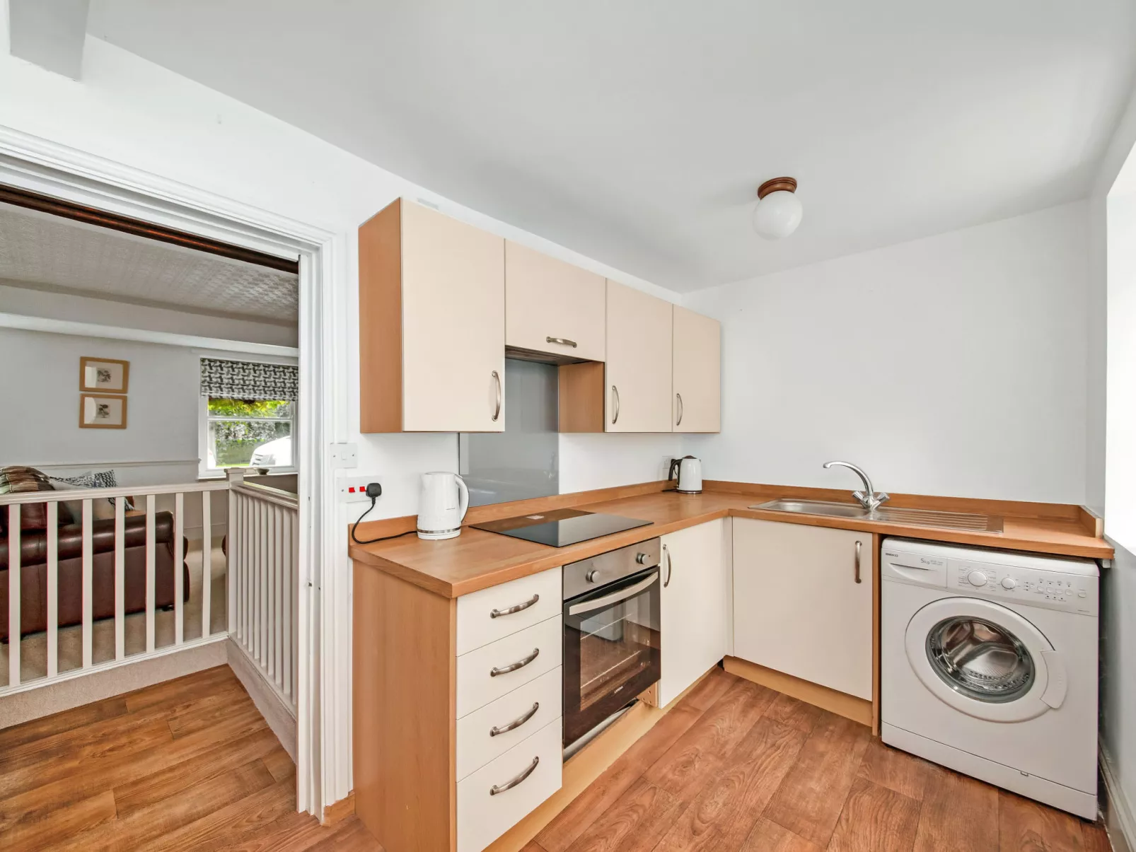 Low Green Cottage-Binnen