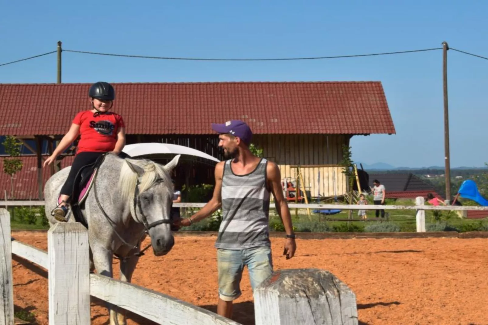 Zevnik Quiet Retreat with Stunning Views and Equestrian Activities - One Bedroom Apartment-Buitenlucht