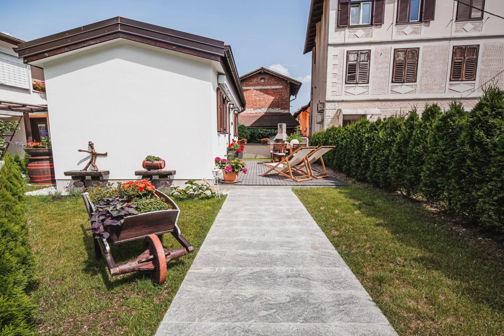 Enchanting Rural Apartment with Terrace - Studio Apartment with Terrace-Buitenlucht