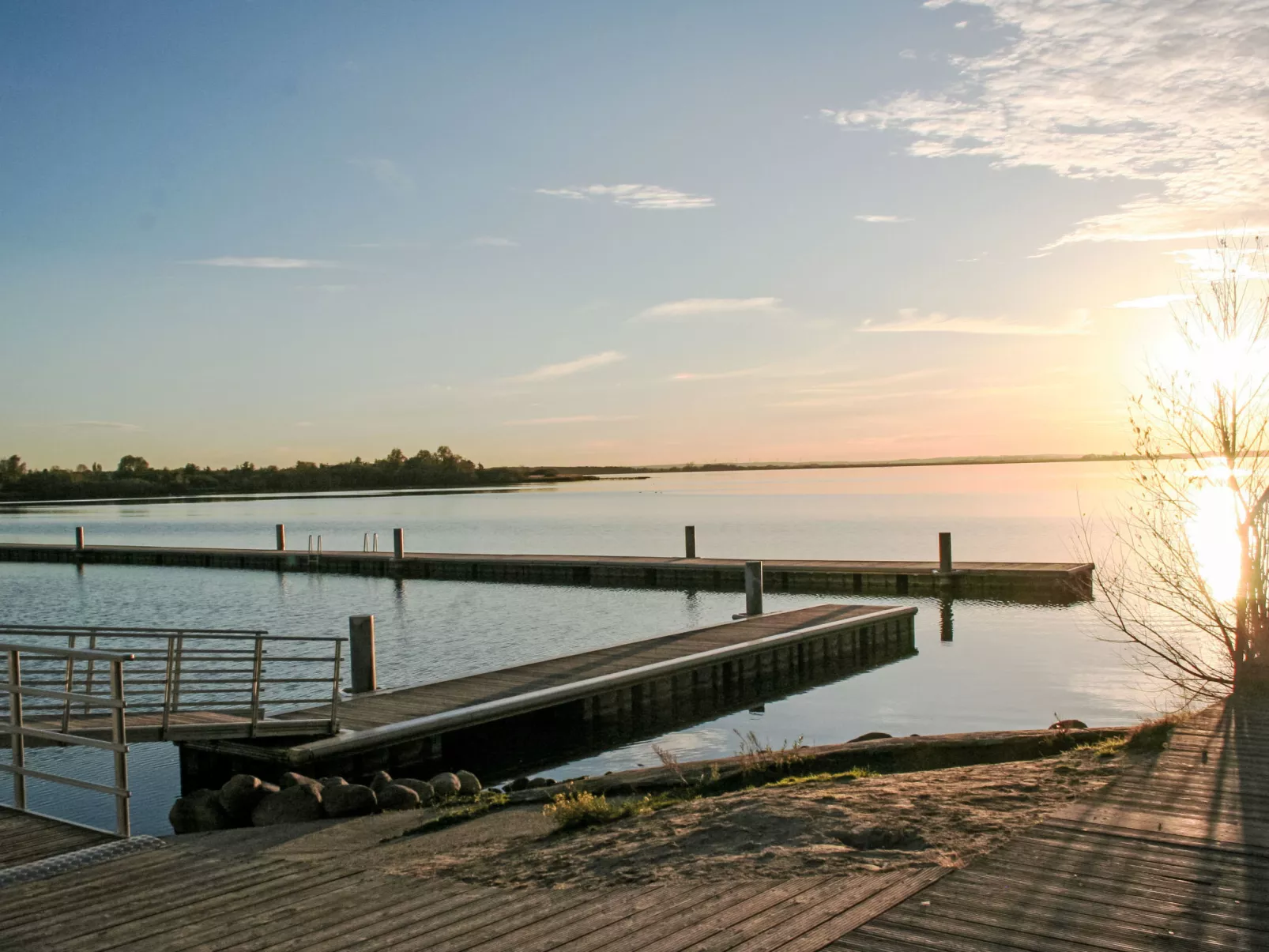 Zwischen den Hügeln (153) - Buiten