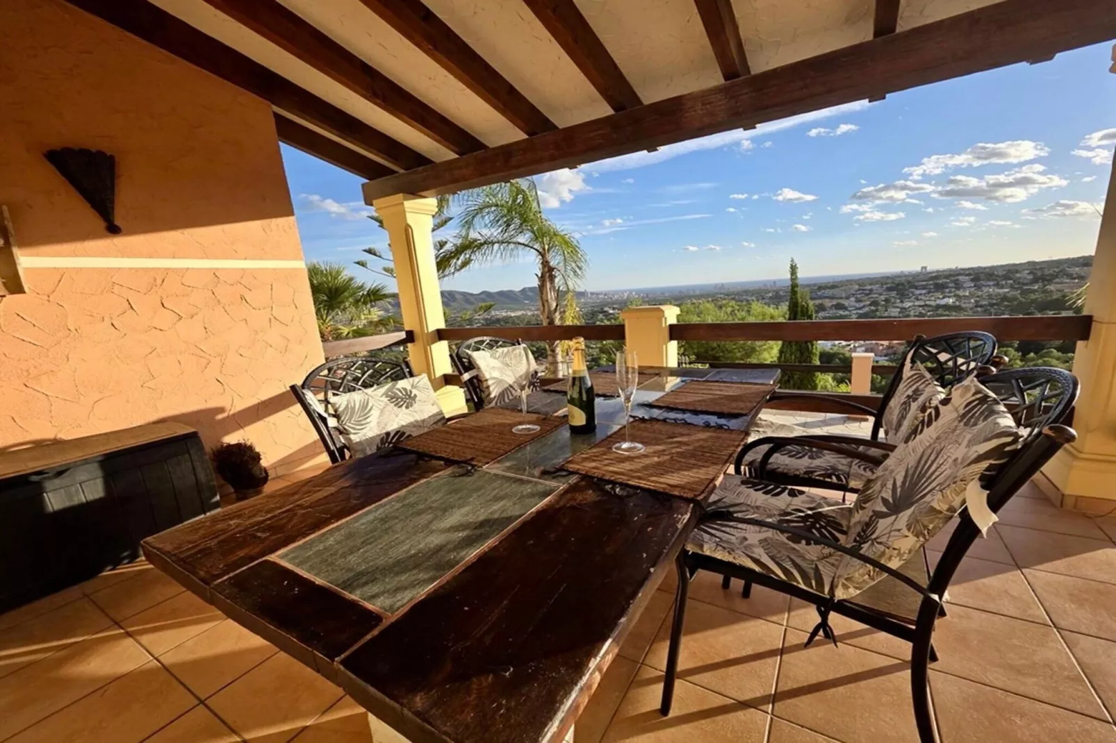 Cozy vacation house-Terrasbalkon