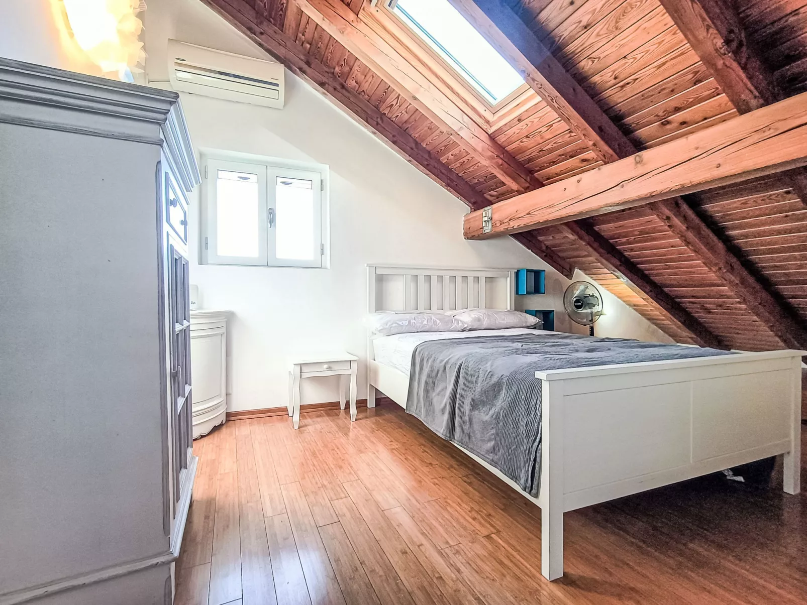 Terrazza con glicine-Binnen