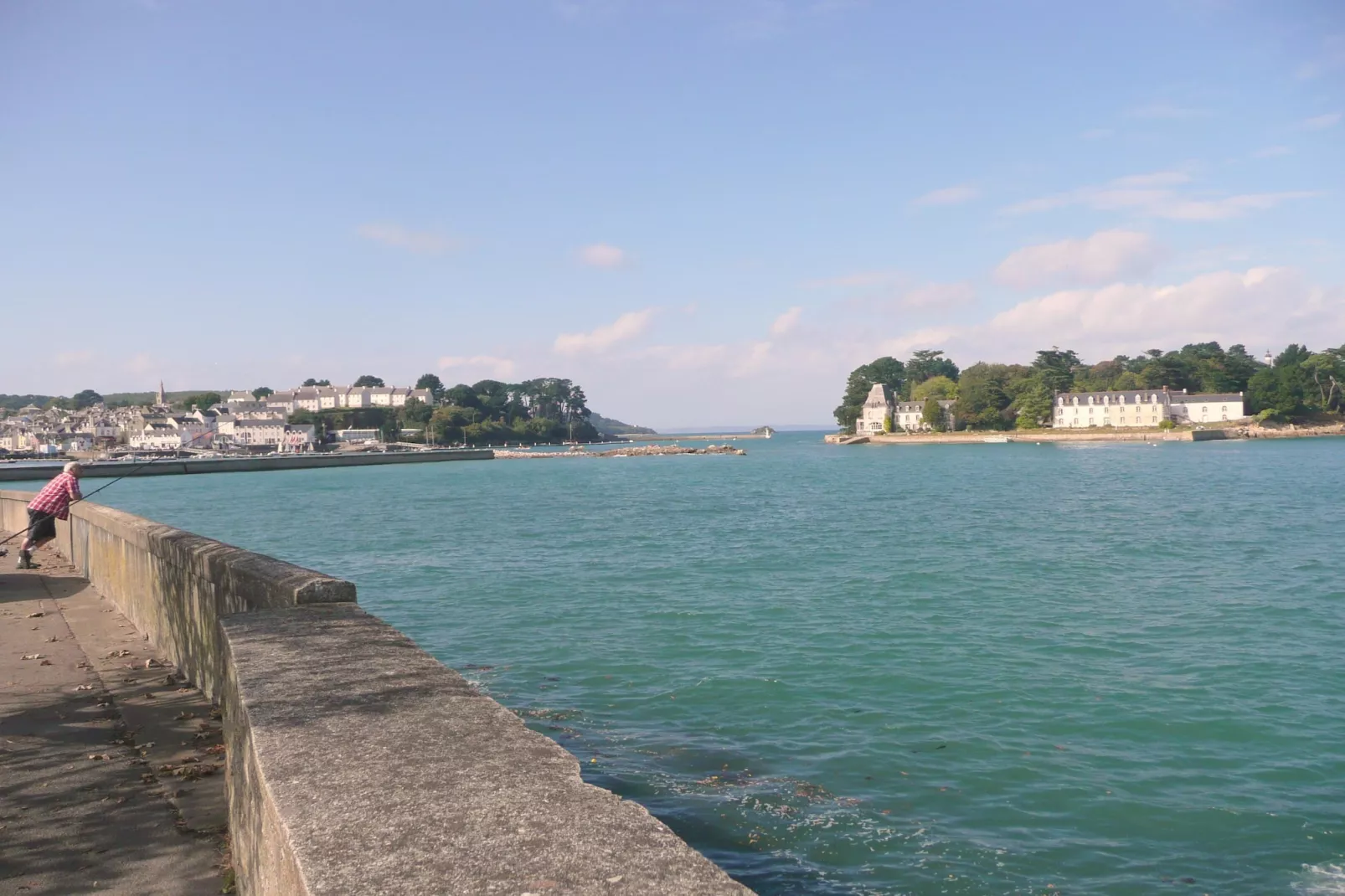 Komfortables Ferienhaus in Douarnenez-Tréboul-Gebieden zomer 5km