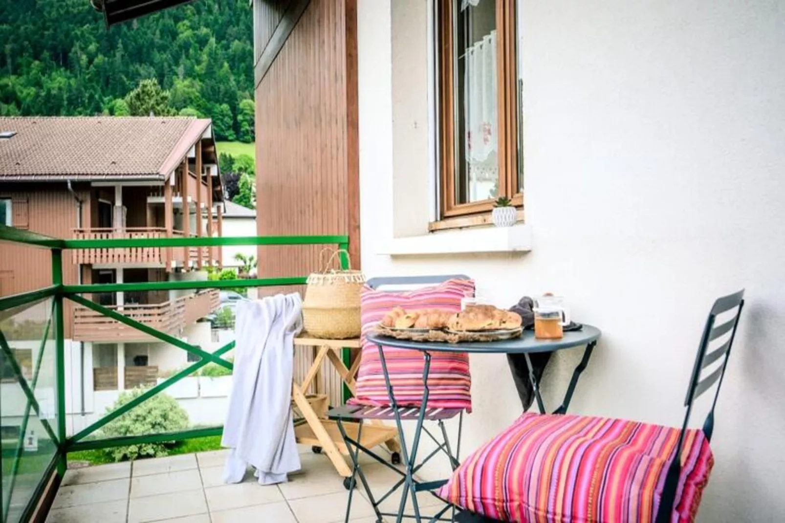 Slow Chalet Th&ocirc;nes: Lac & Montagne -15 Min Ski - Ascenseur, Balcon, Parking-Niet-getagd