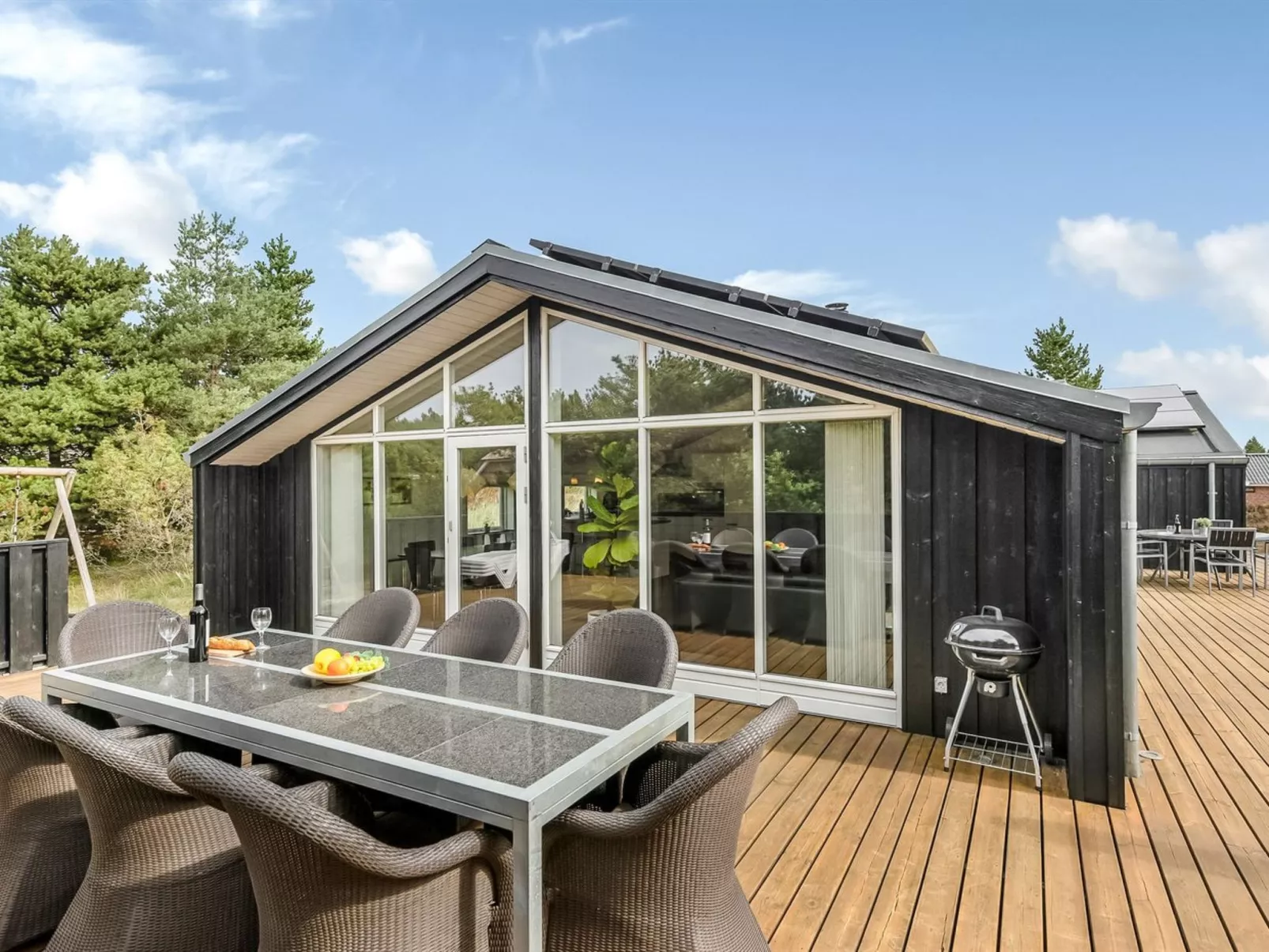 "Lav" - 3.8km from the sea-Buiten