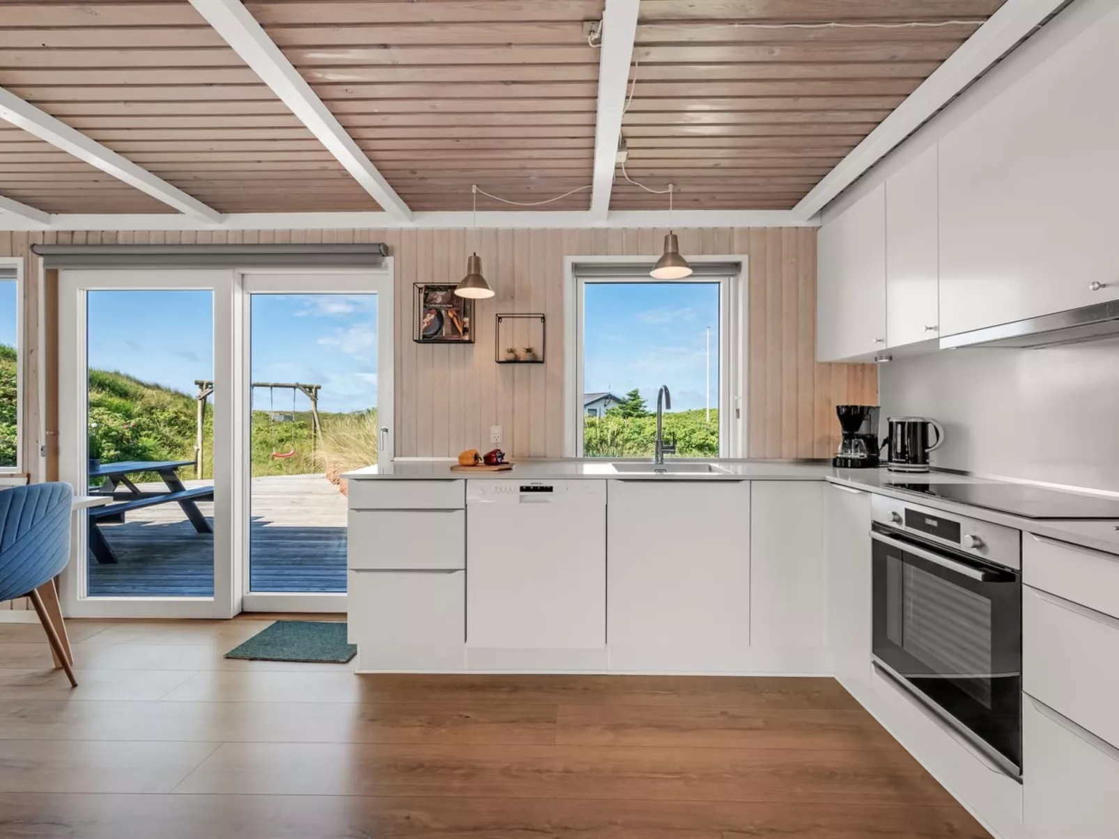 "Talia" -  from the sea-Binnen